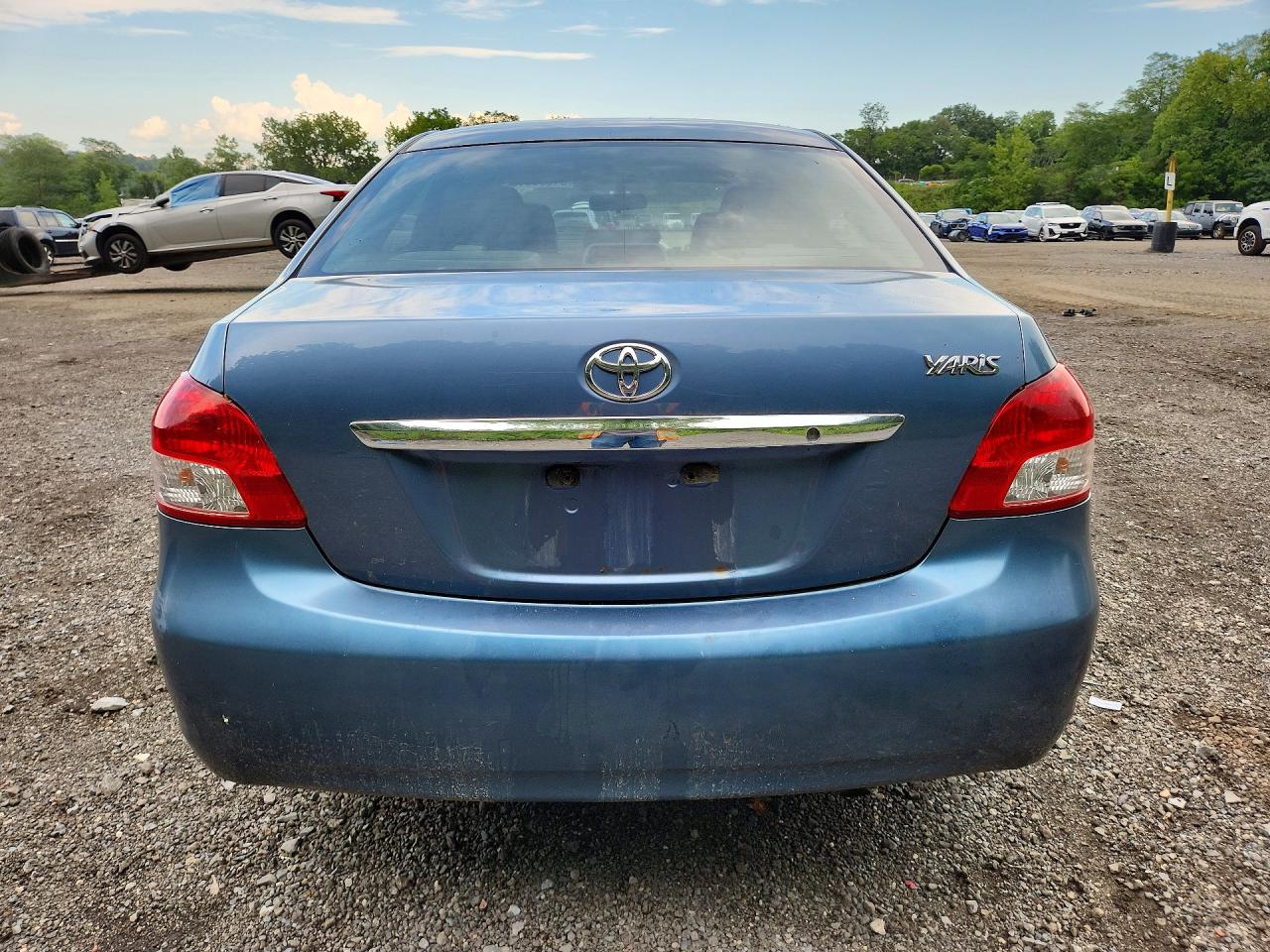 2012 Toyota Yaris Fleet Blue vin: JTDBT4K33CL010989
