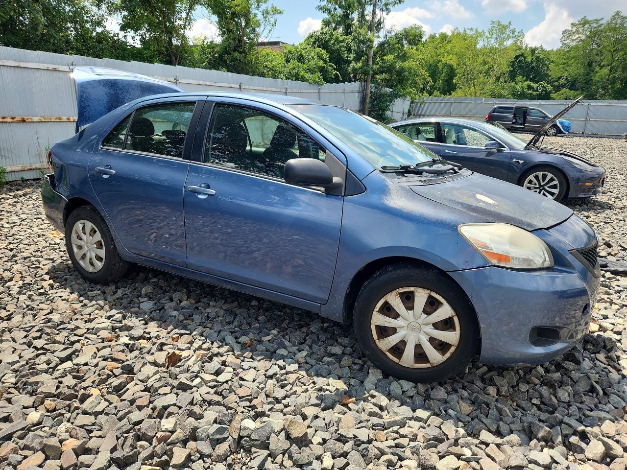 2012 Toyota Yaris Fleet Blue vin: JTDBT4K33CL011222