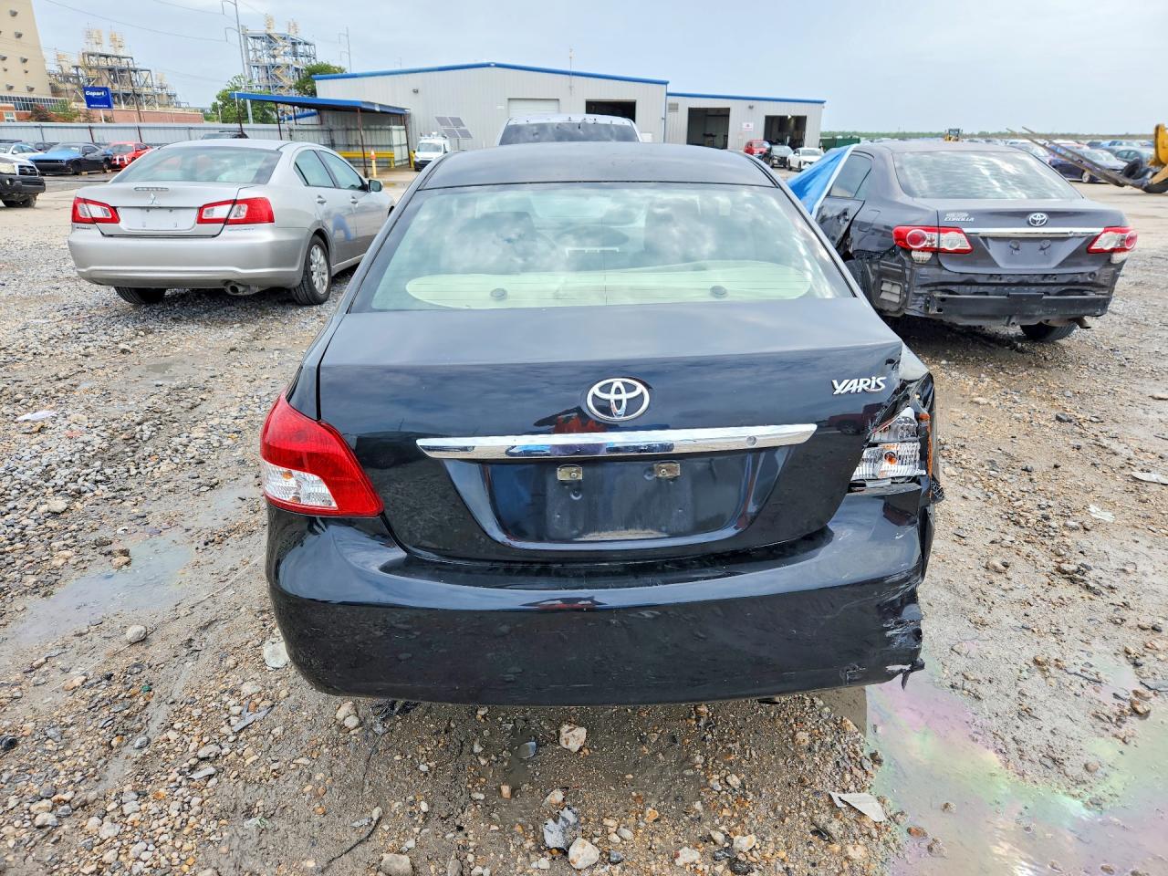 2012 Toyota Yaris Fleet Black vin: JTDBT4K33CL021295