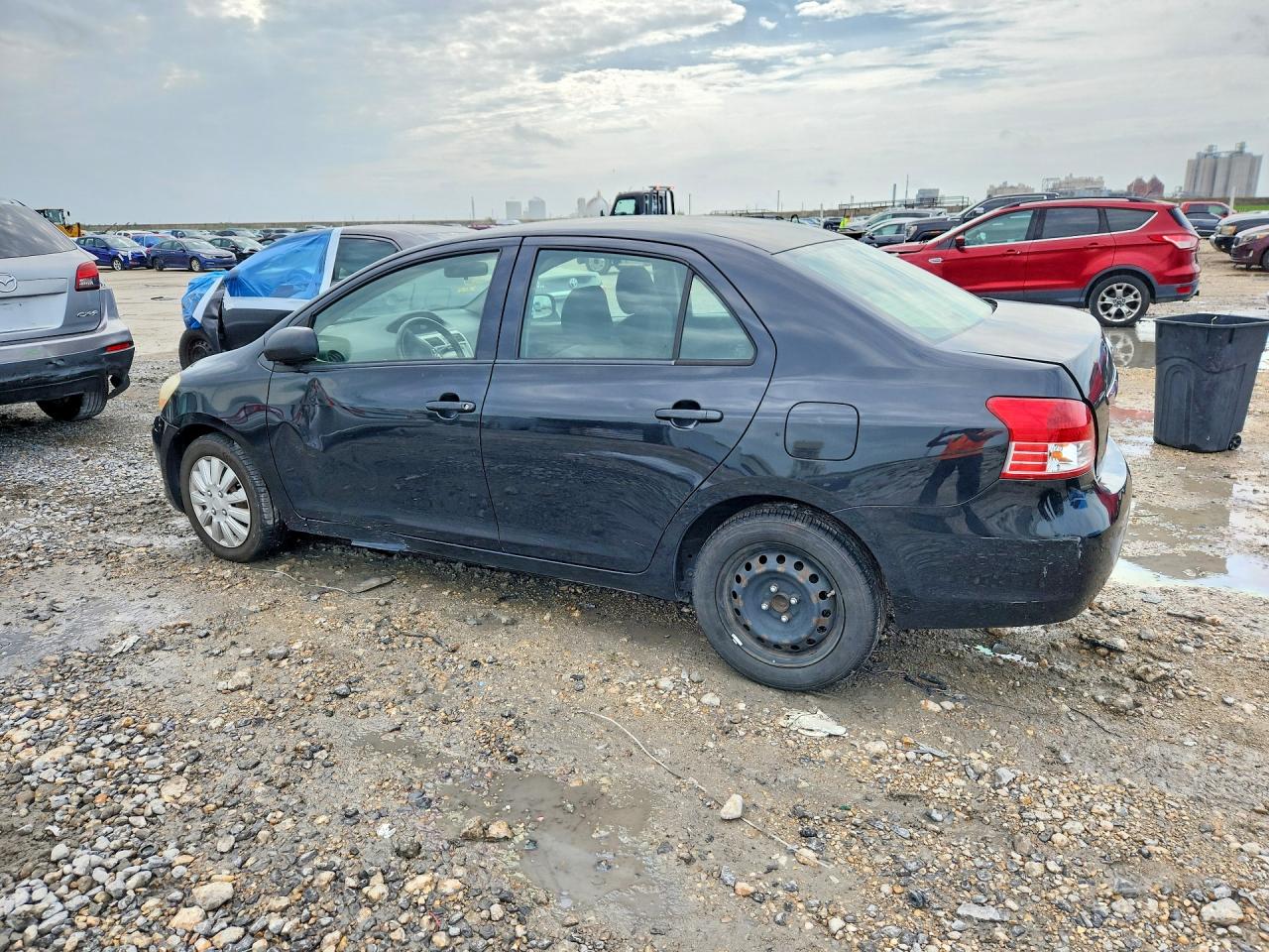 2012 Toyota Yaris Fleet Black vin: JTDBT4K33CL021295