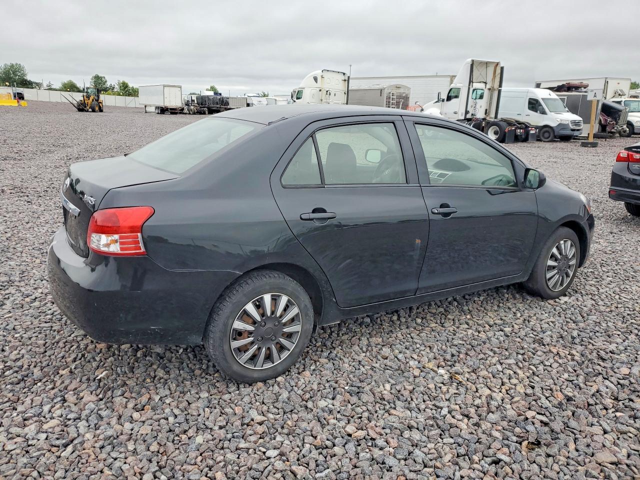 2012 Toyota Yaris Black vin: JTDBT4K33CL025203