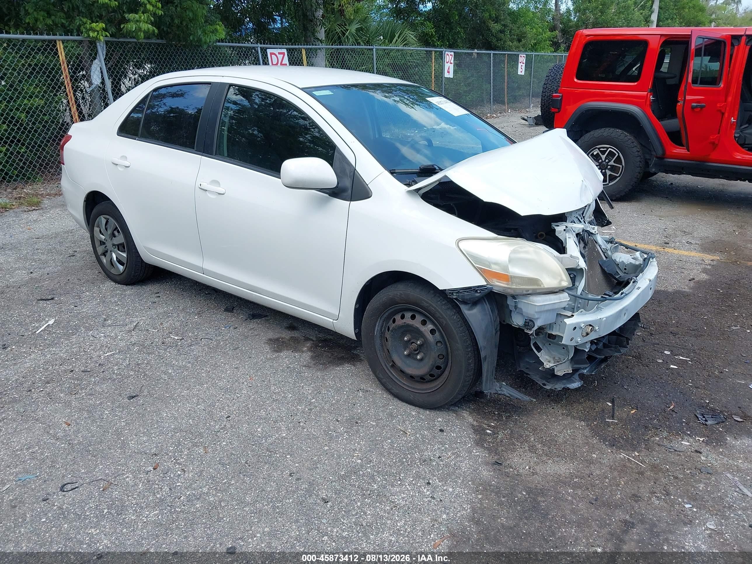 2012 Toyota Yaris   White vin: JTDBT4K33CL027825