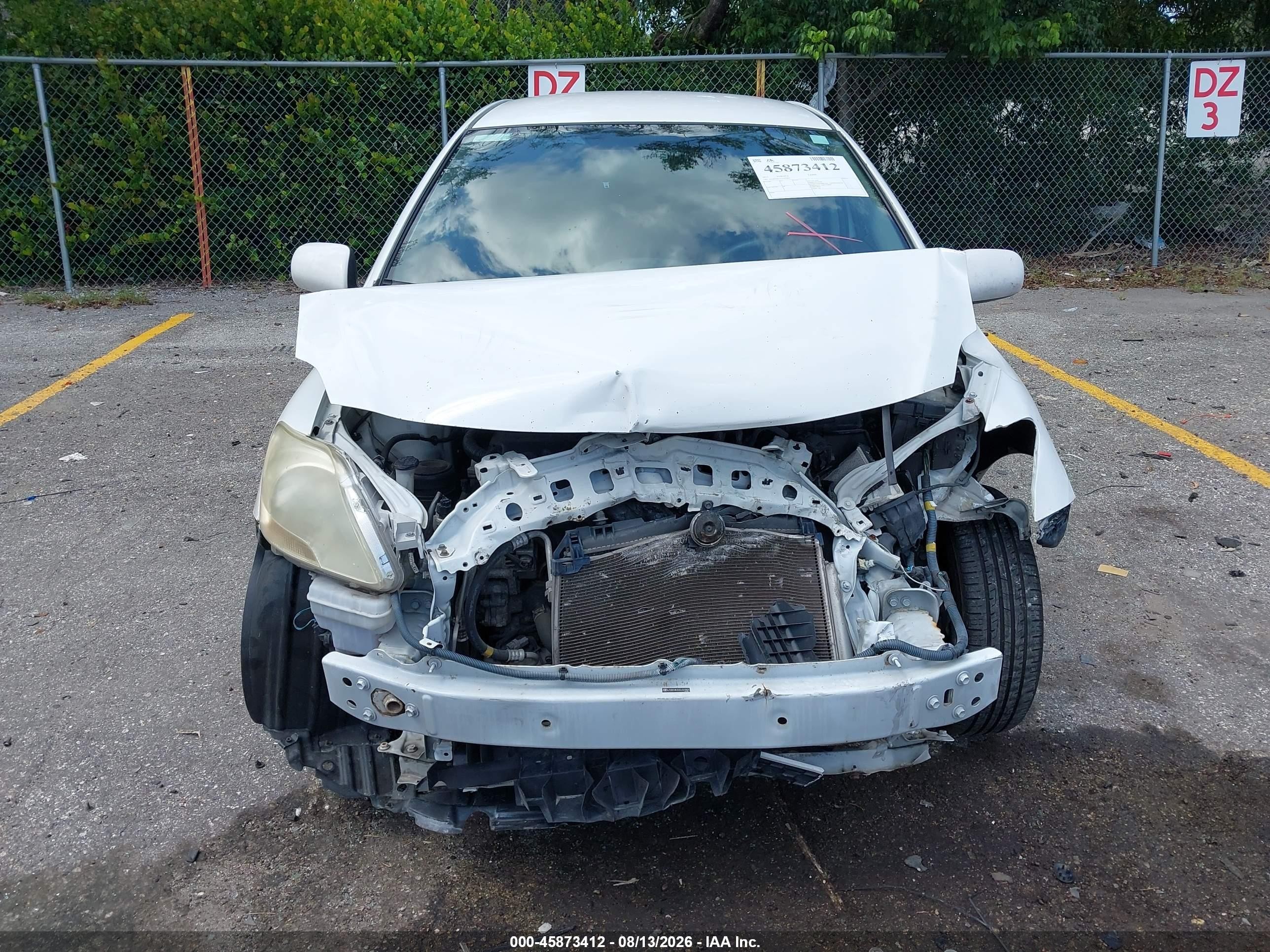2012 Toyota Yaris   White vin: JTDBT4K33CL027825