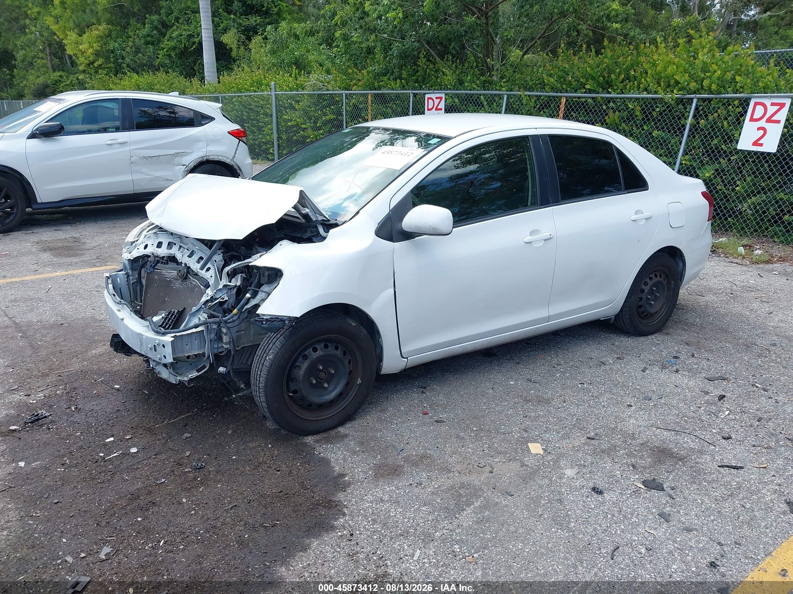 2012 Toyota Yaris   White vin: JTDBT4K33CL027825
