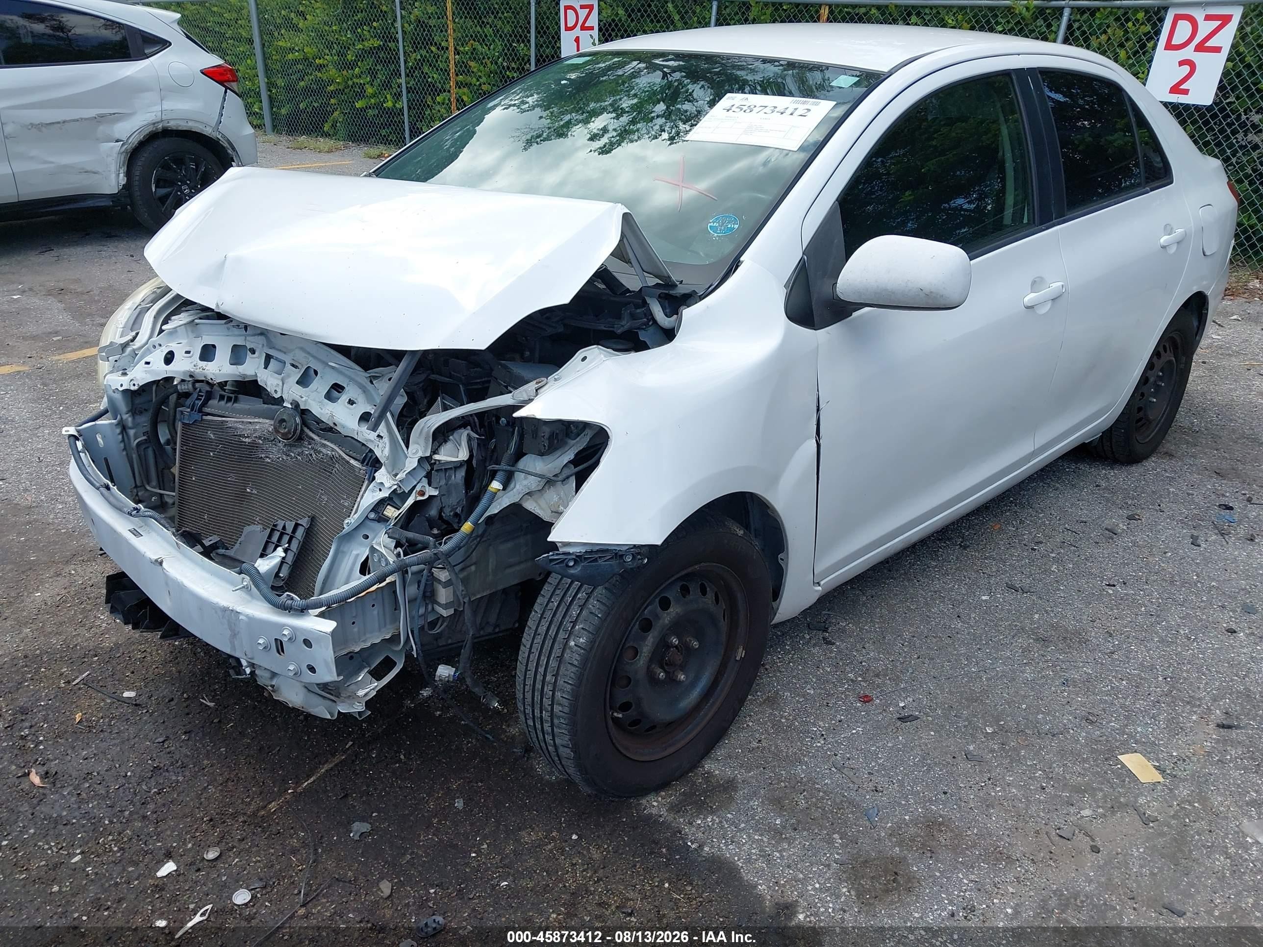 2012 Toyota Yaris   White vin: JTDBT4K33CL027825