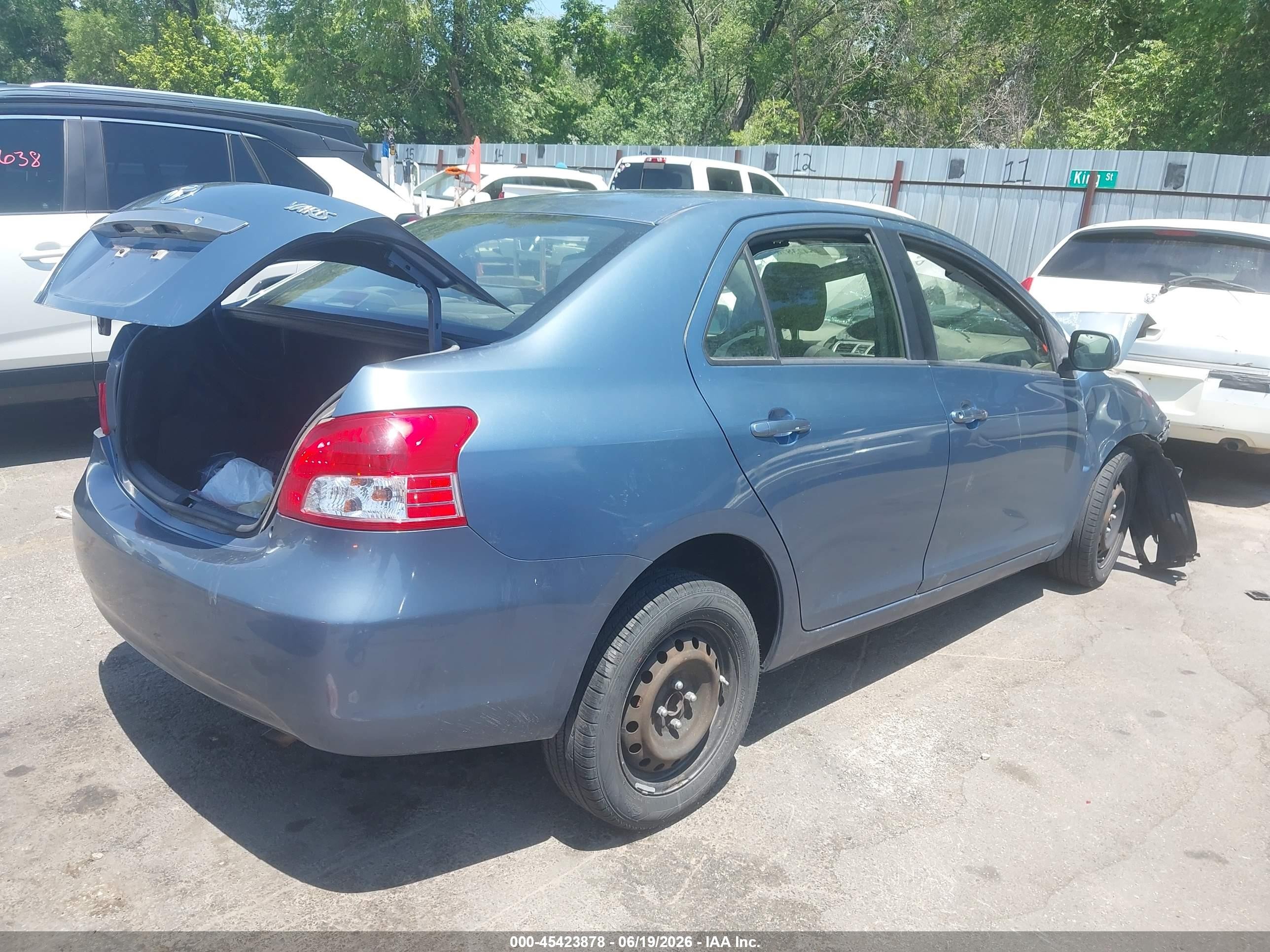 2012 Toyota Yaris   Light Blue vin: JTDBT4K33CL037755