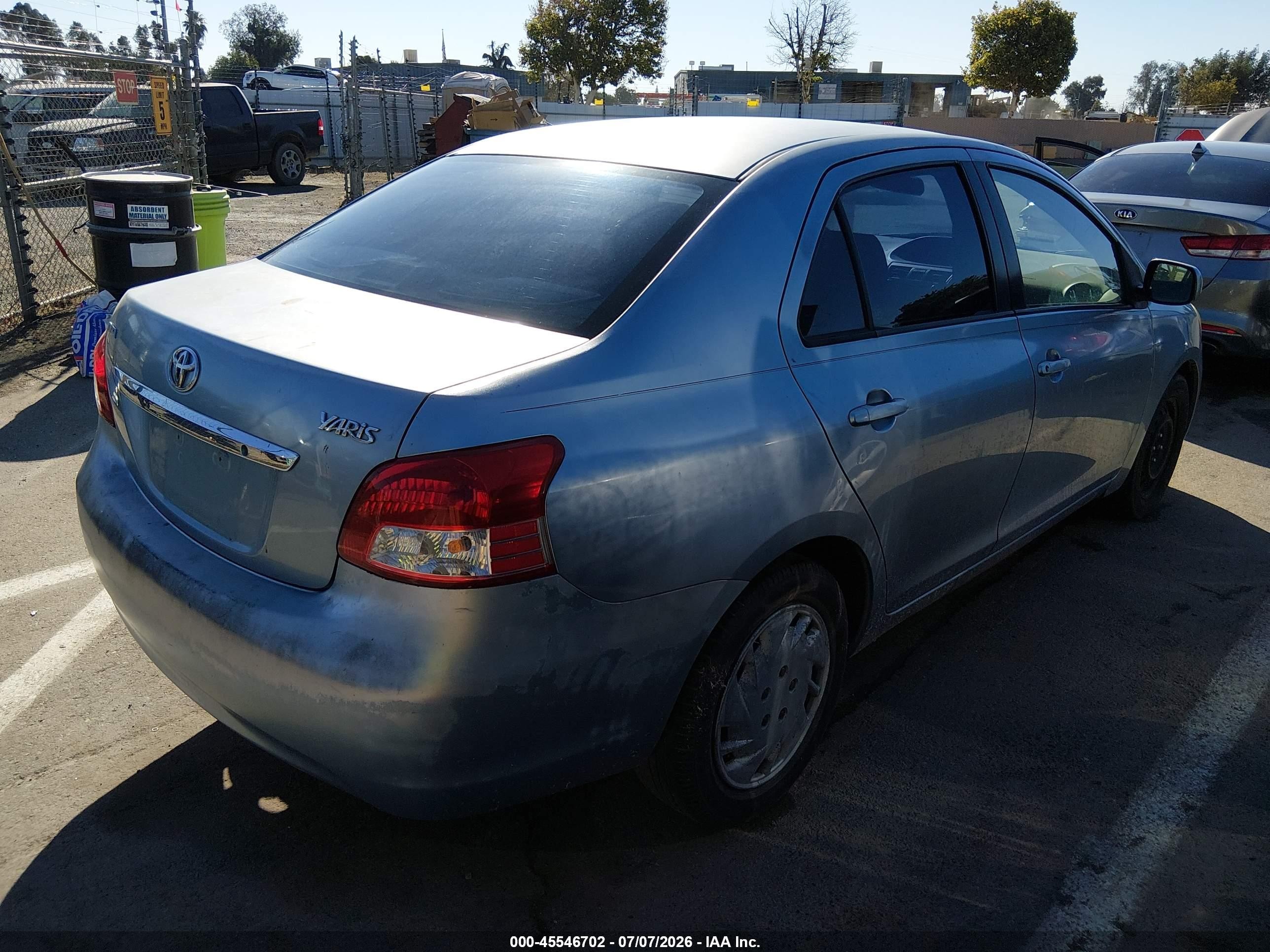 2010 Toyota Yaris   Light Blue vin: JTDBT4K34A1365310