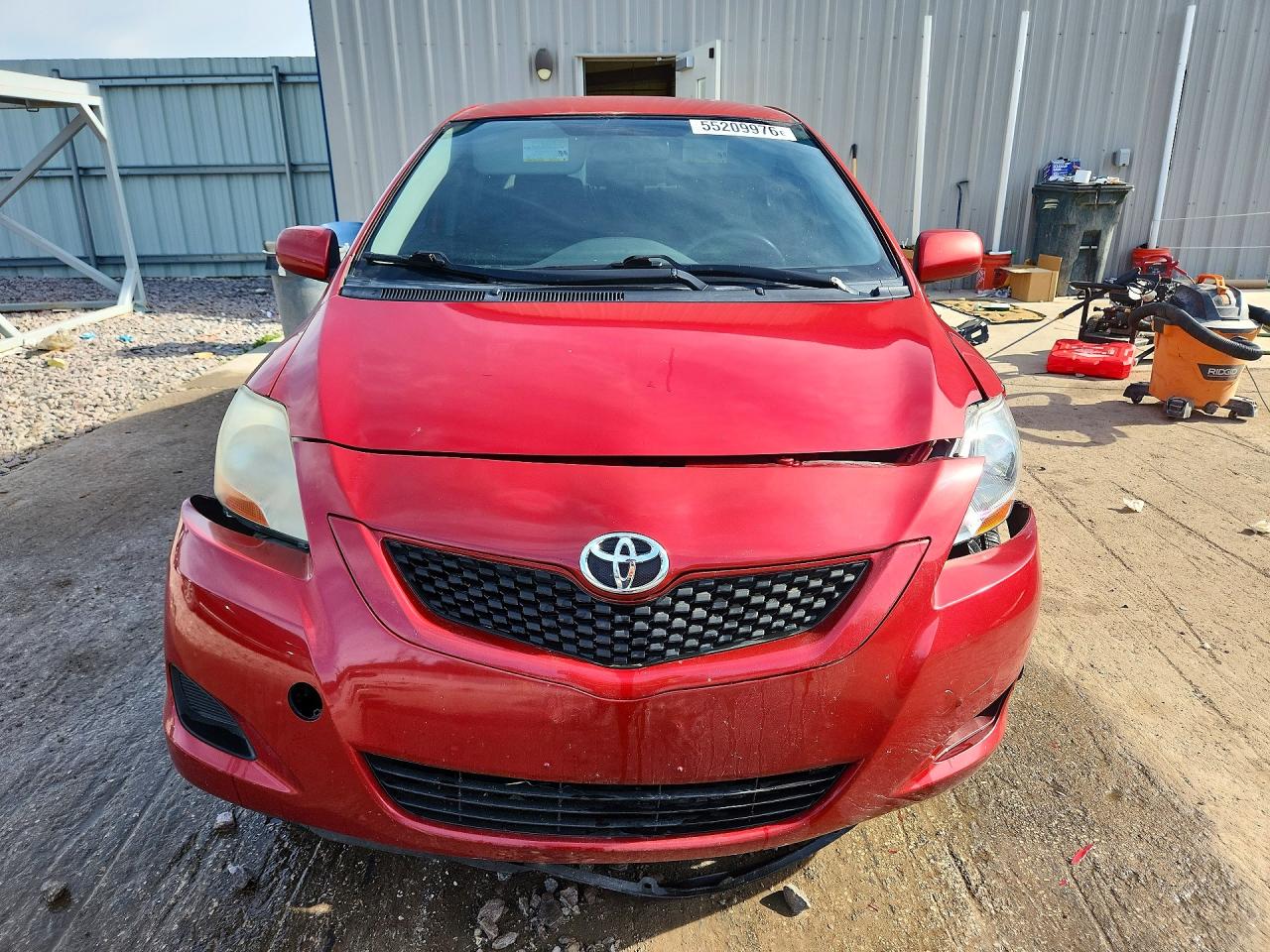 2010 Toyota Yaris Base Red vin: JTDBT4K34A1389543