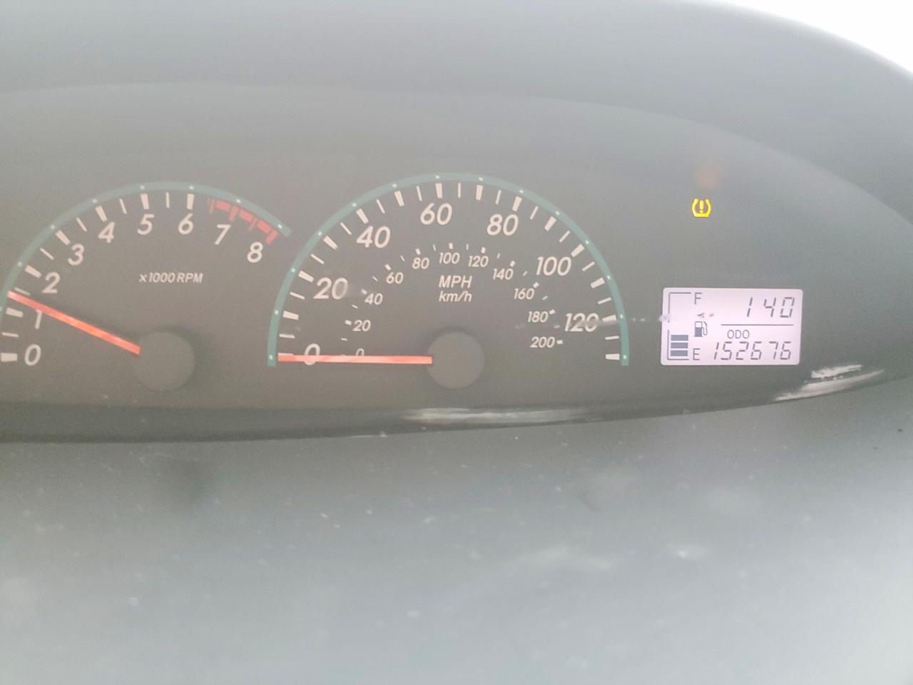 2011 Toyota Yaris Base Gray vin: JTDBT4K34B1401465