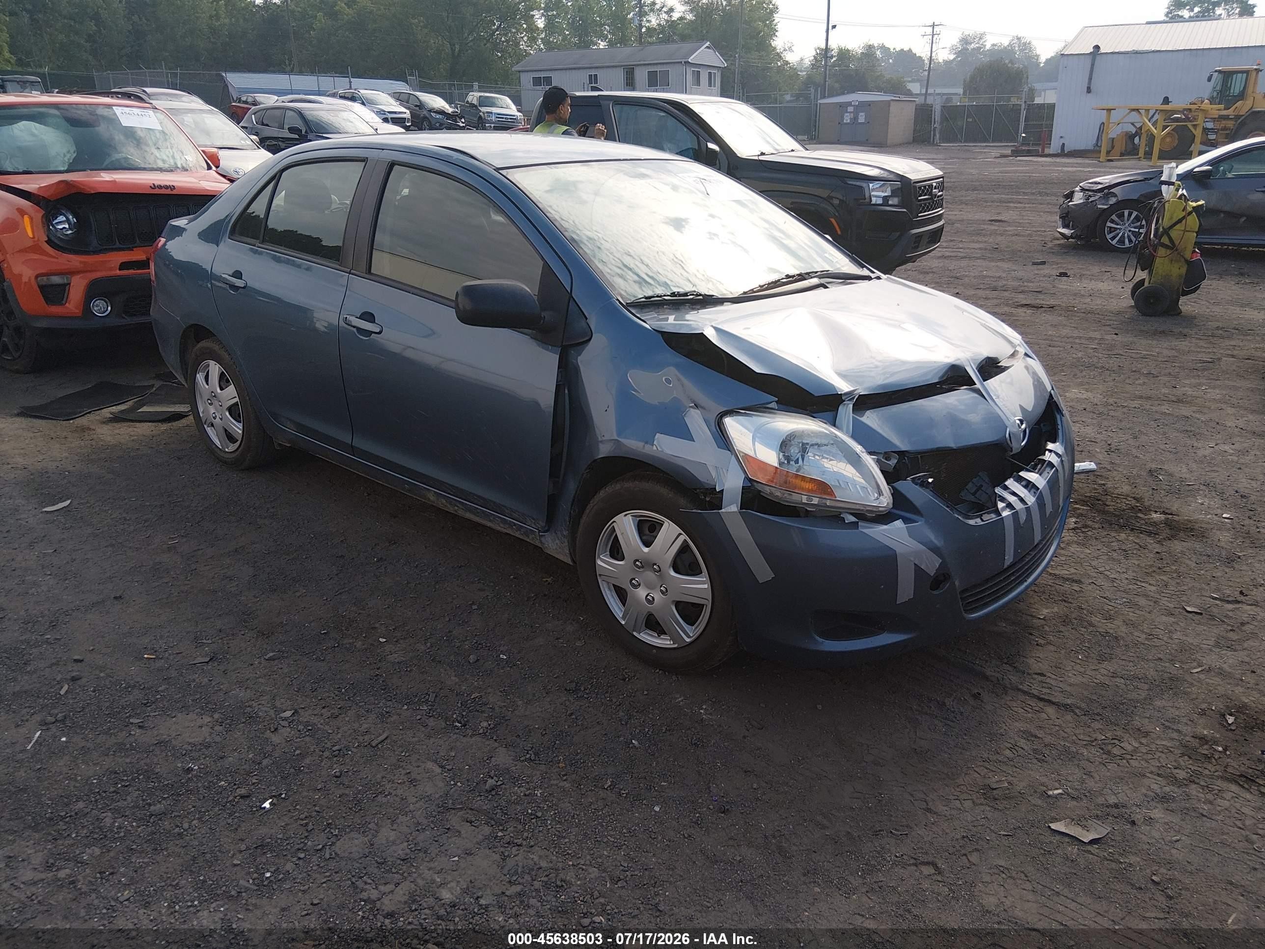 2011 Toyota Yaris   Light Blue vin: JTDBT4K34B4084267