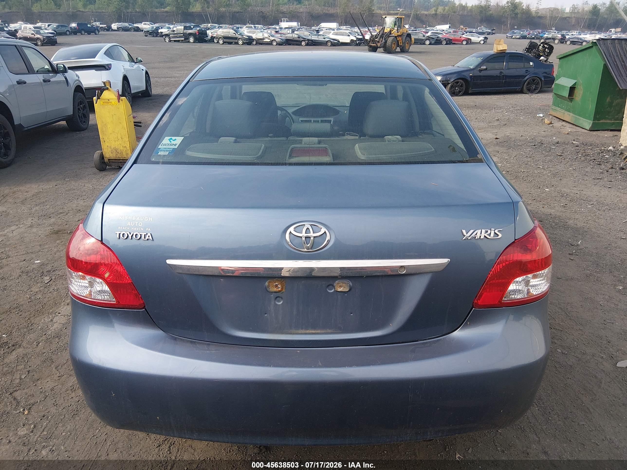 2011 Toyota Yaris   Light Blue vin: JTDBT4K34B4084267