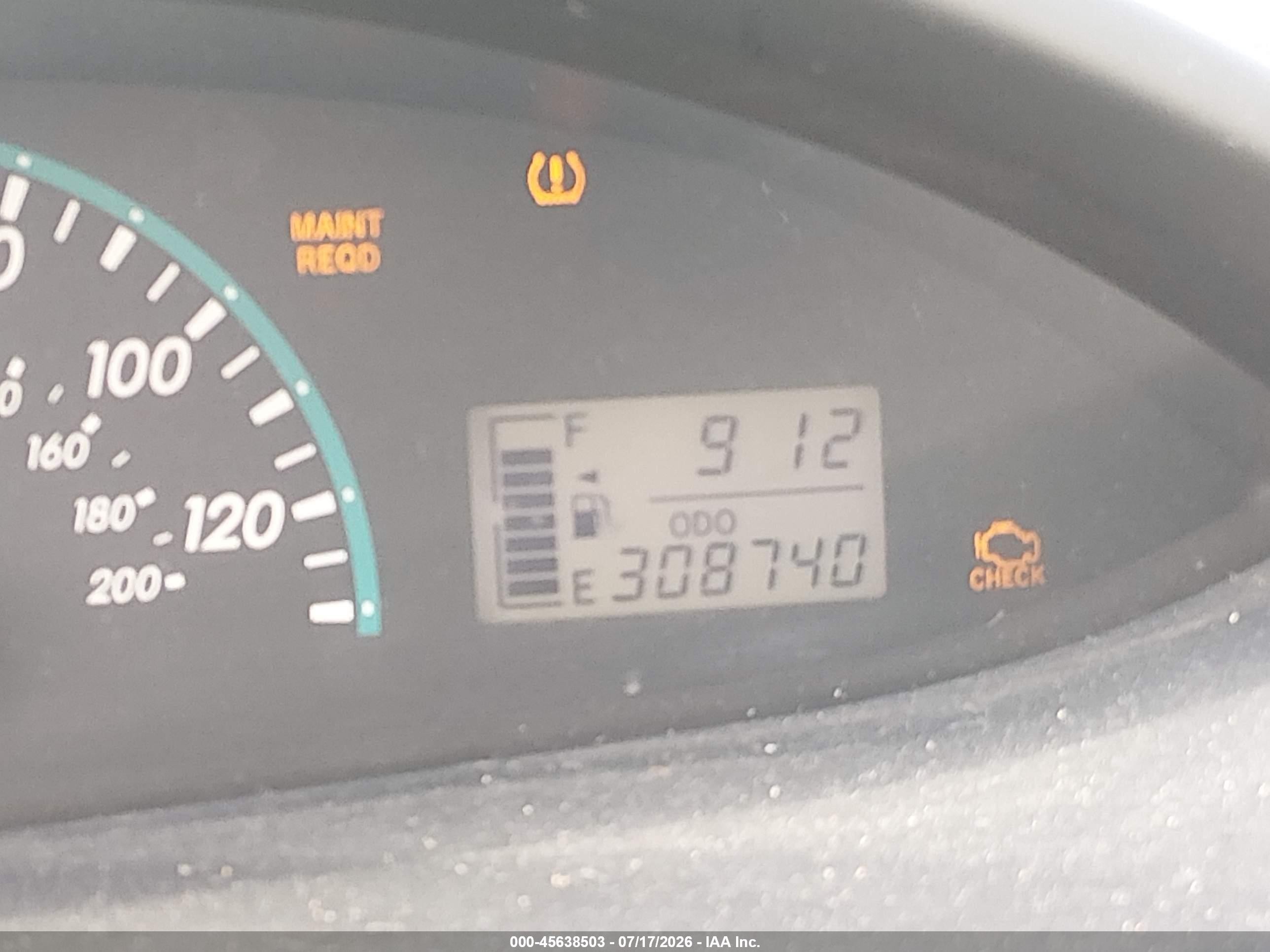 2011 Toyota Yaris   Light Blue vin: JTDBT4K34B4084267