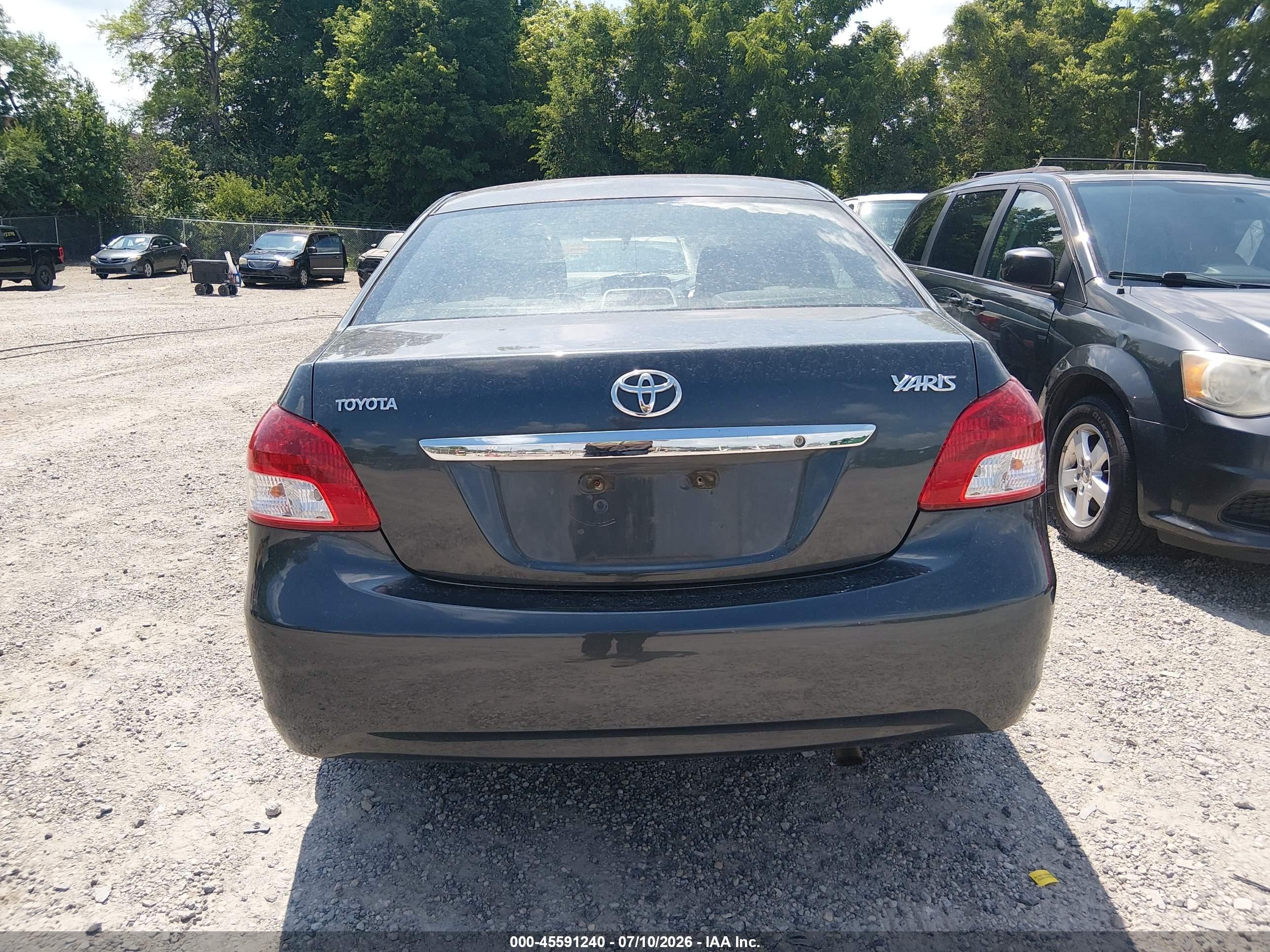 2011 Toyota Yaris   Black vin: JTDBT4K34BL000860