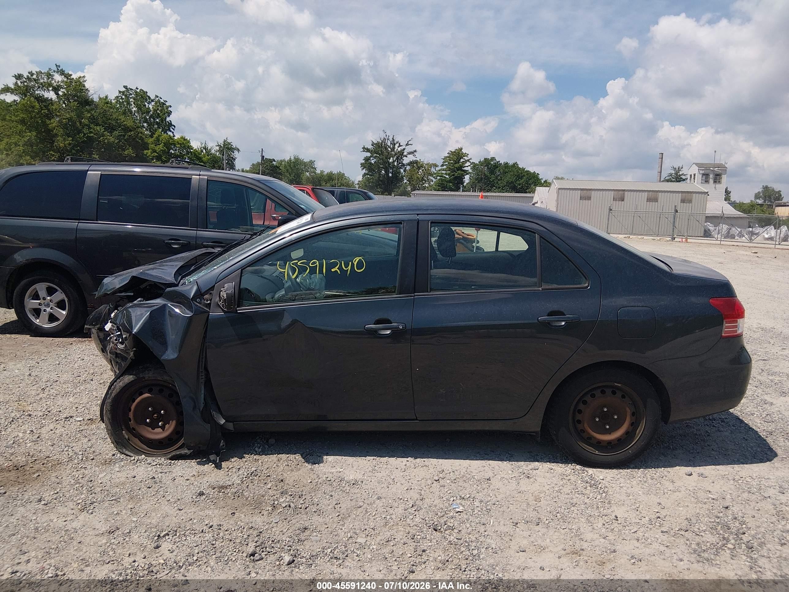2011 Toyota Yaris   Black vin: JTDBT4K34BL000860