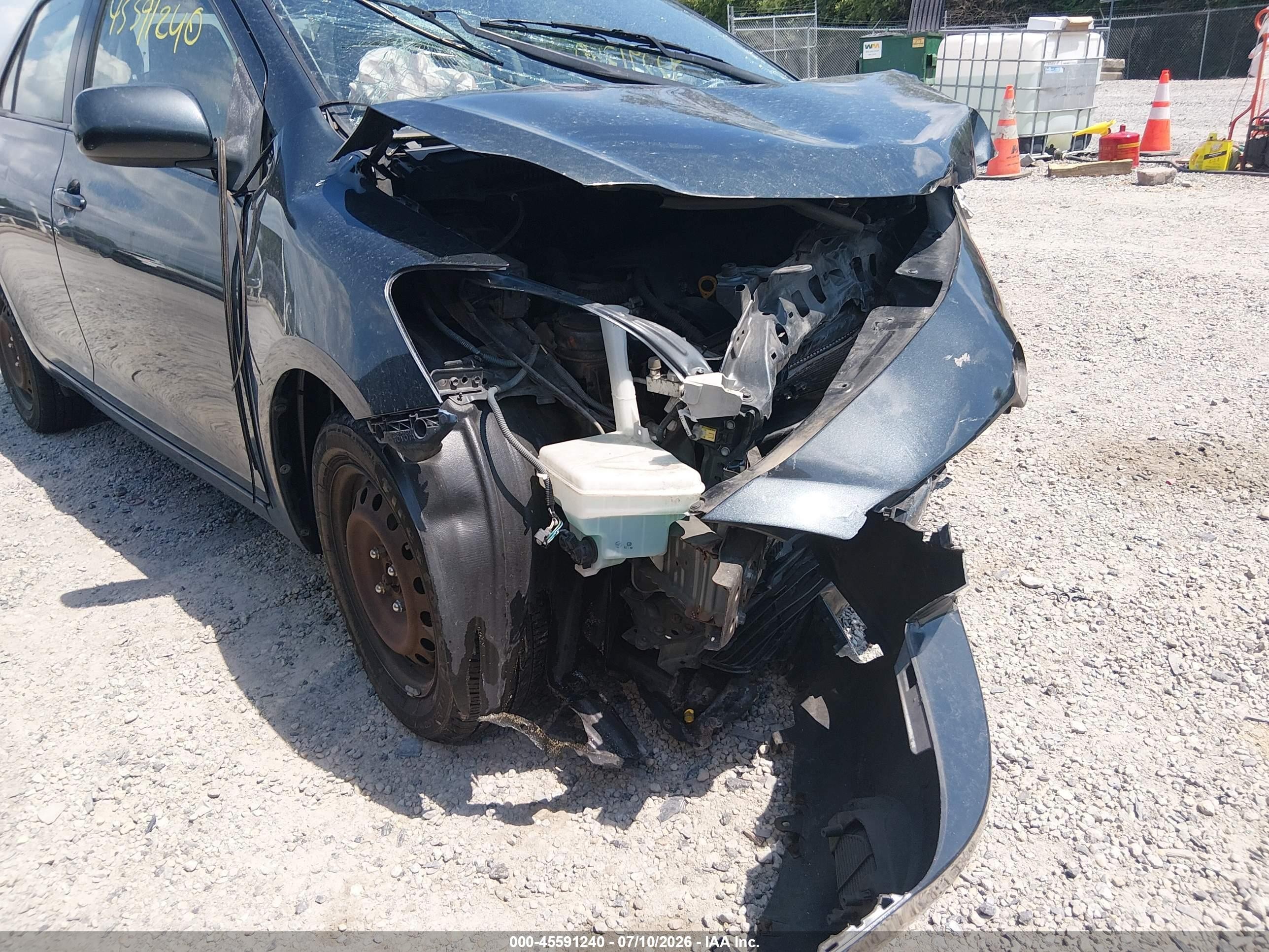 2011 Toyota Yaris   Black vin: JTDBT4K34BL000860