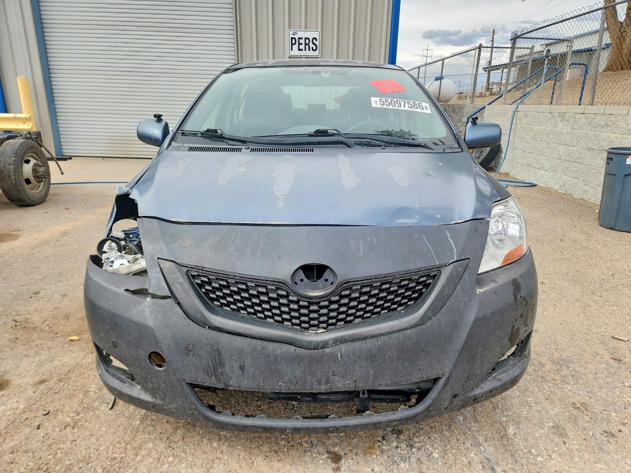 2012 Toyota Yaris Sedan Синий vin: JTDBT4K34C1418445