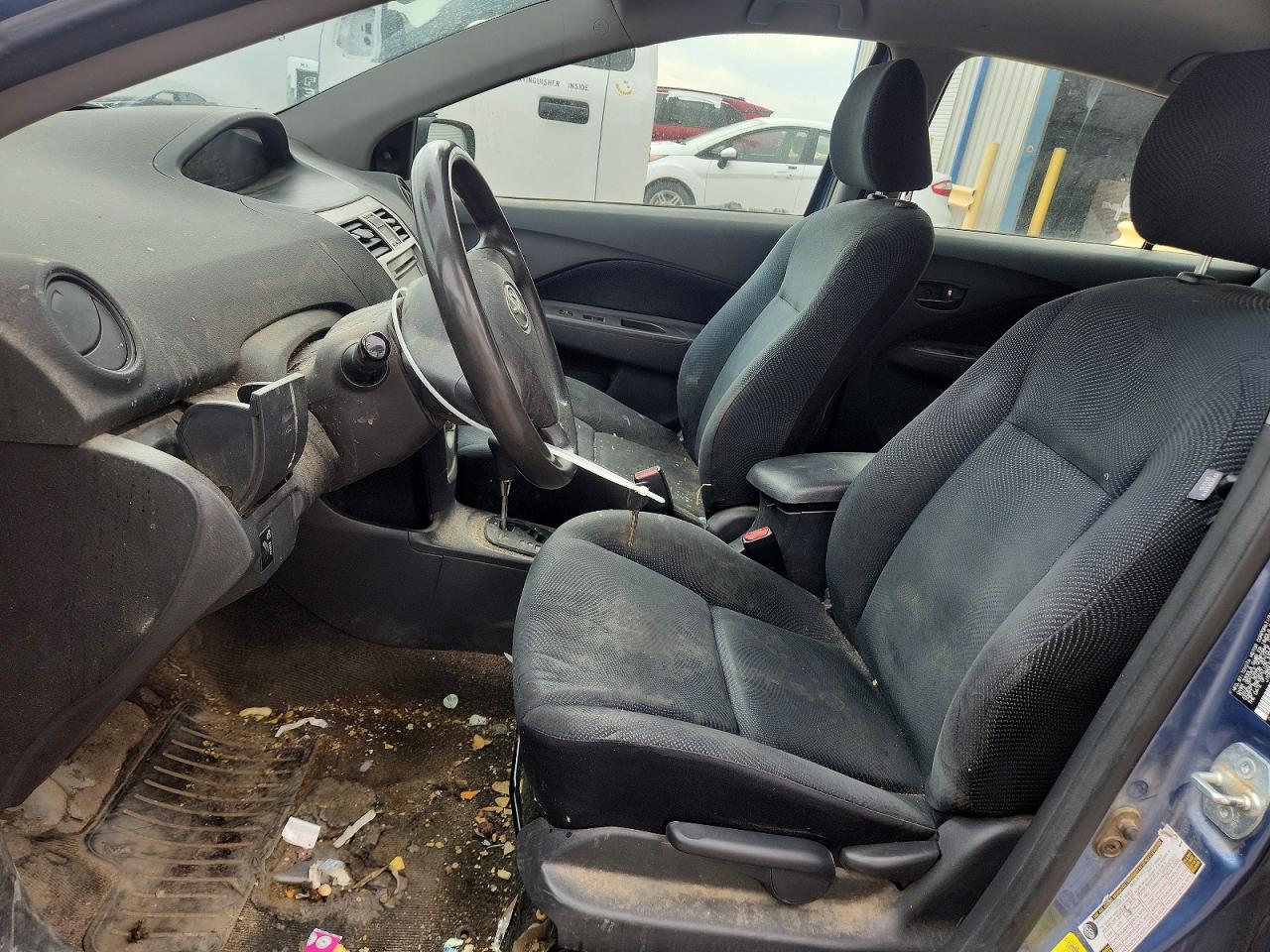 2012 Toyota Yaris Sedan Синий vin: JTDBT4K34C1418445
