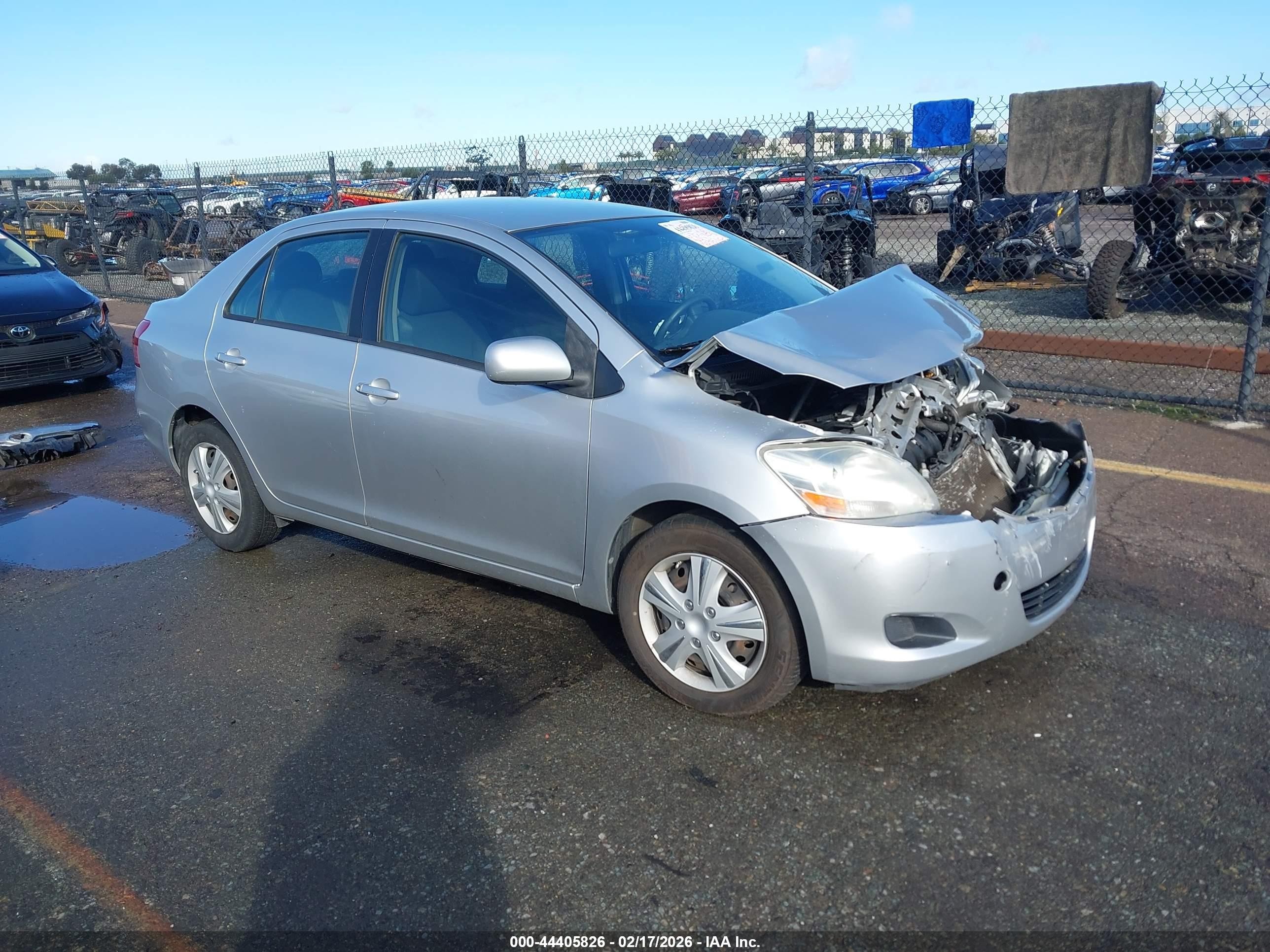 2012 Toyota Yaris   Silver vin: JTDBT4K34CL030913