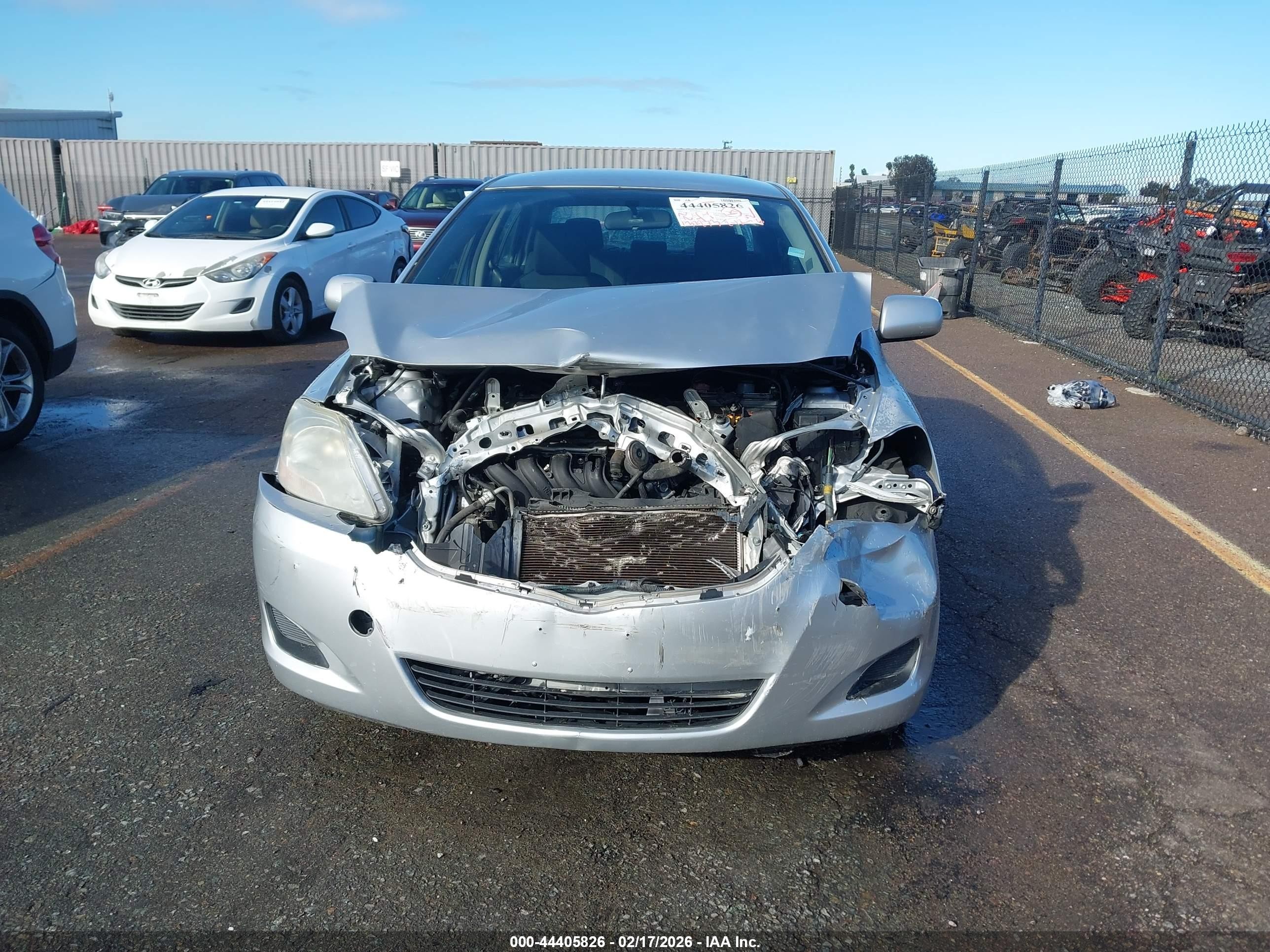 2012 Toyota Yaris   Silver vin: JTDBT4K34CL030913