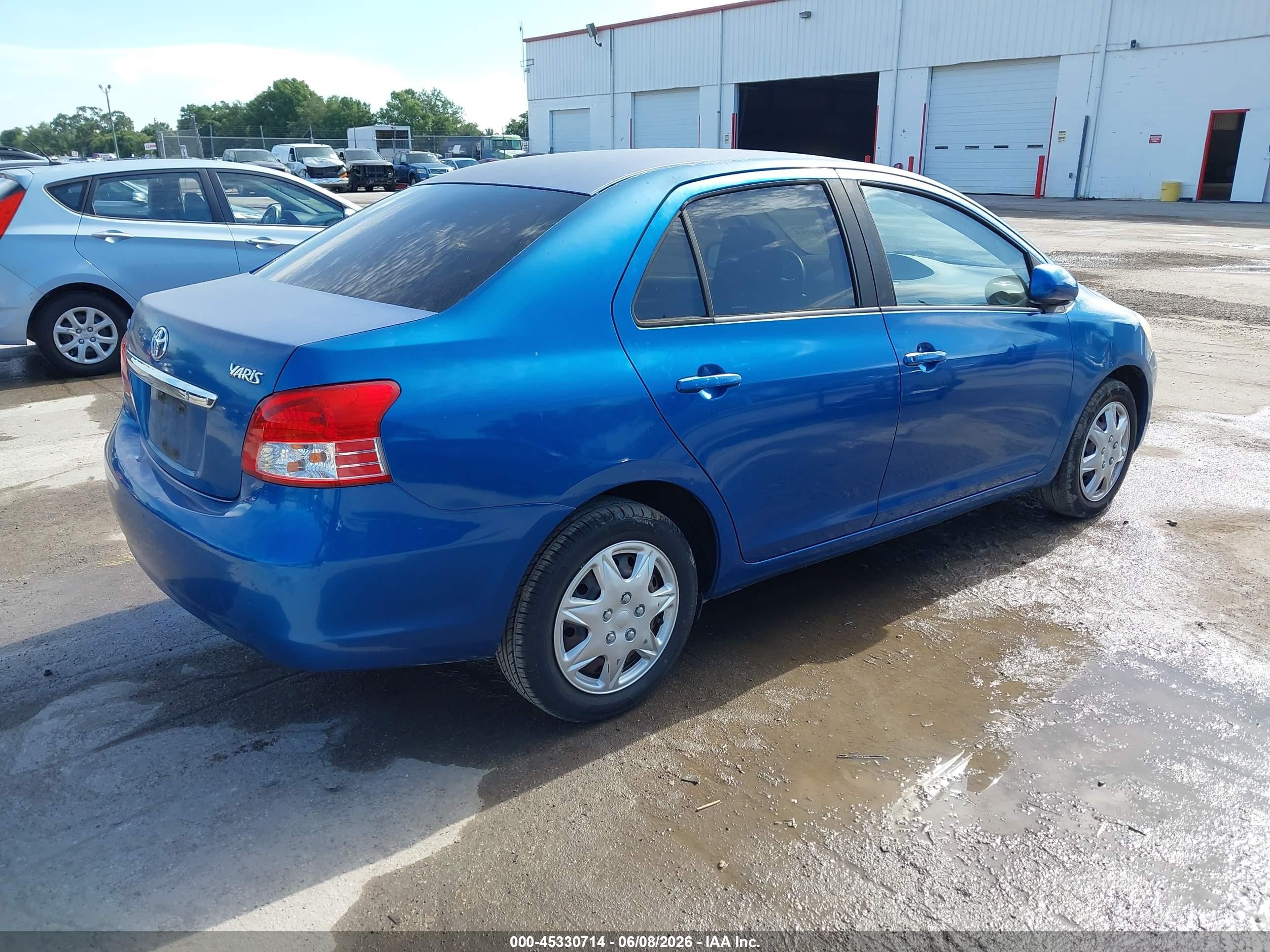 2010 Toyota Yaris Blue vin: JTDBT4K35A4065192