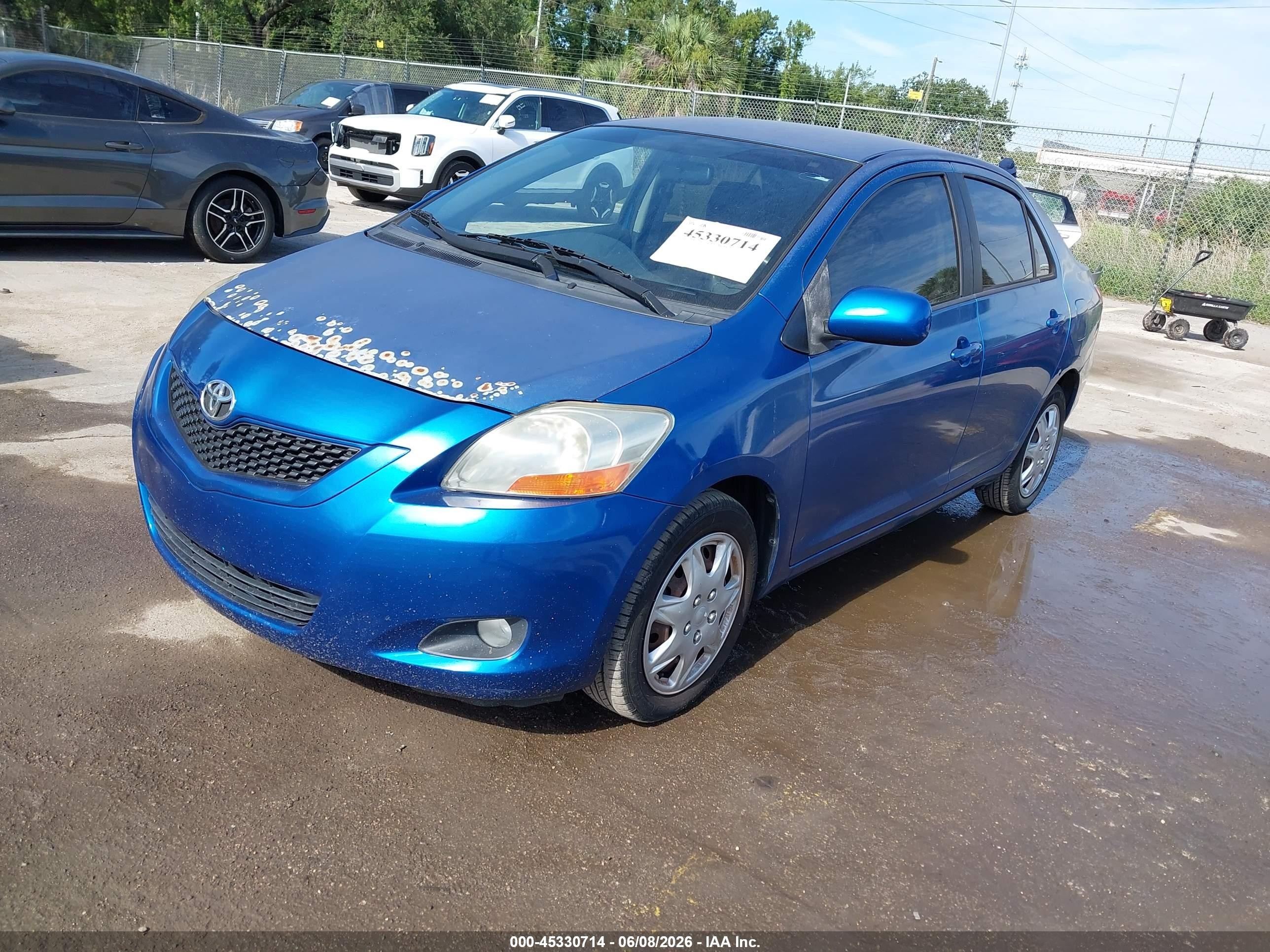 2010 Toyota Yaris Blue vin: JTDBT4K35A4065192