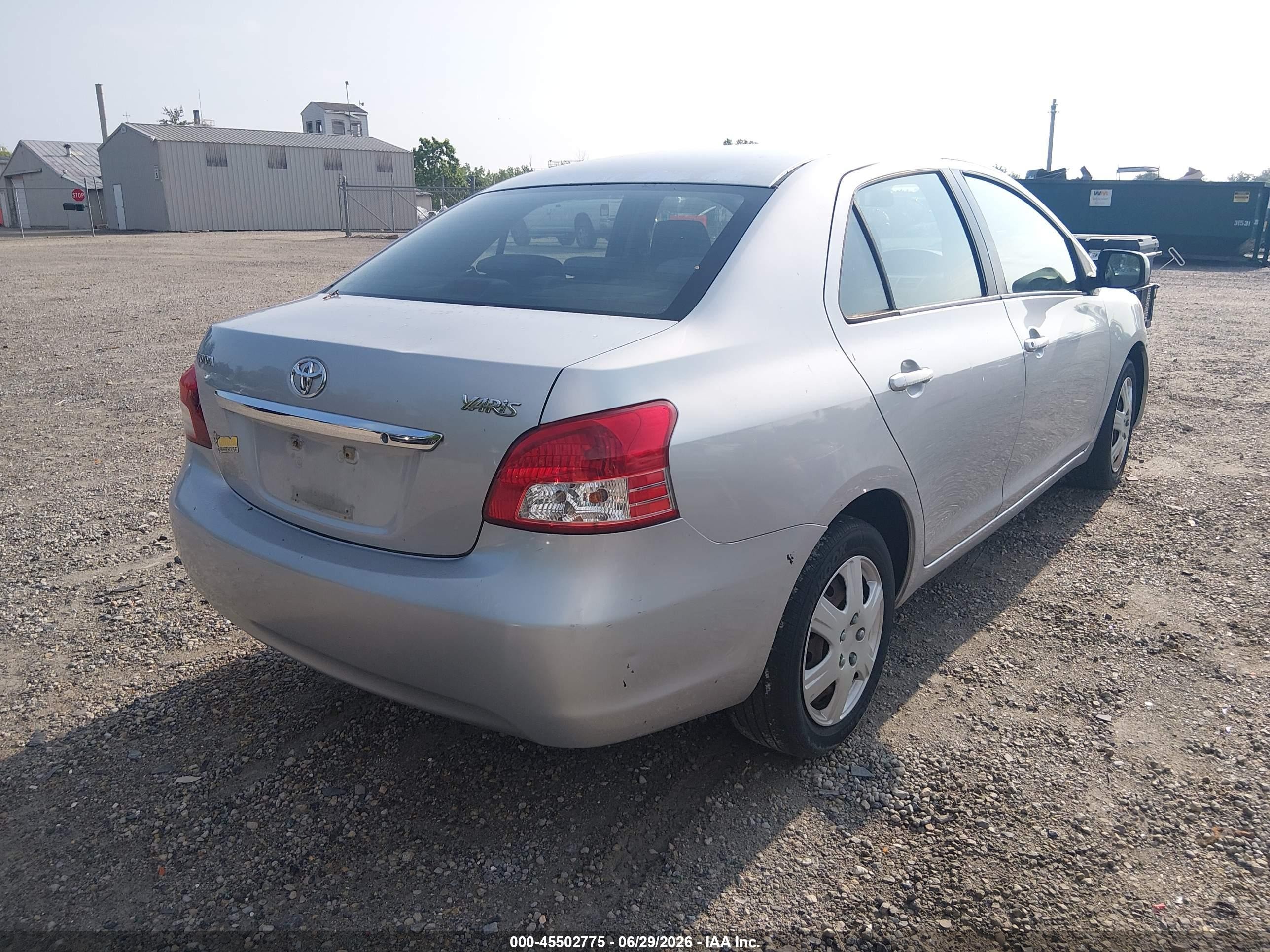 2010 Toyota Yaris   Silver vin: JTDBT4K35A4066696