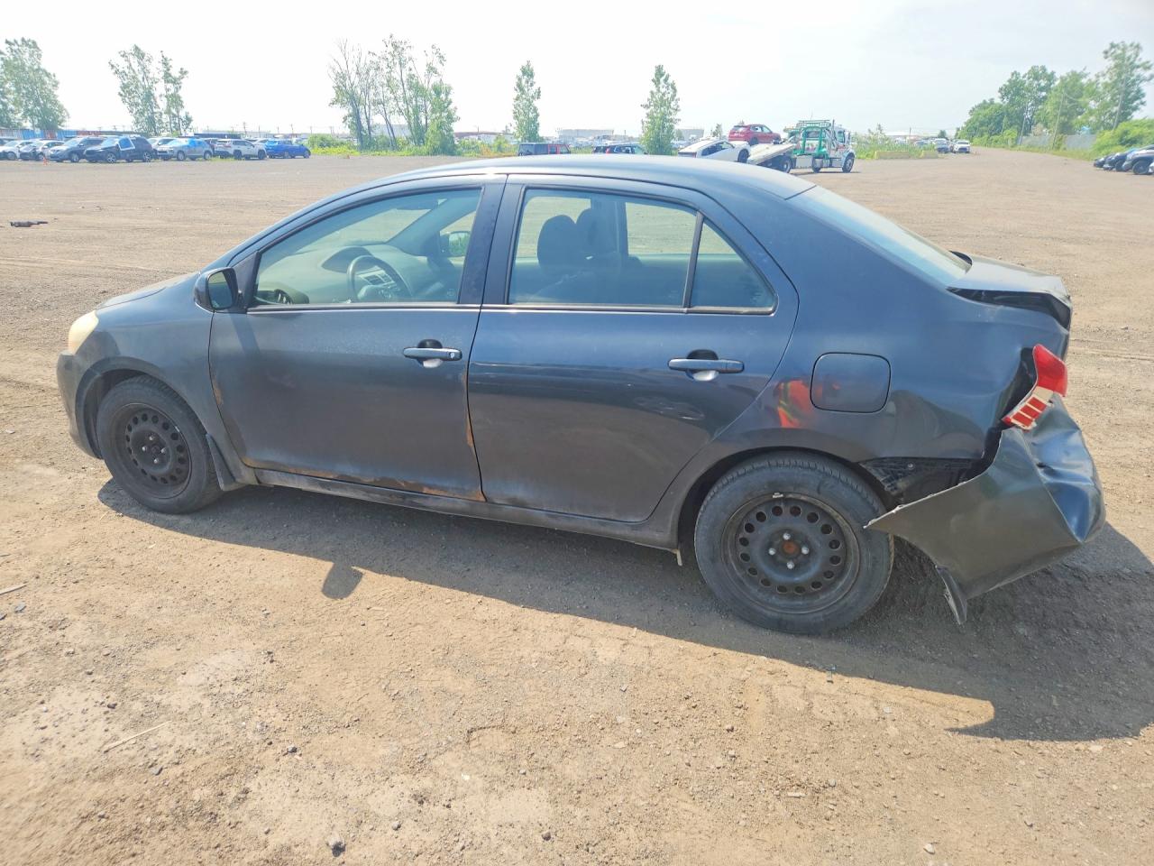 2012 Toyota Yaris Fleet Charcoal vin: JTDBT4K35CL031584