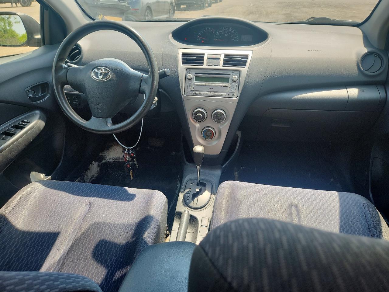 2012 Toyota Yaris Fleet Charcoal vin: JTDBT4K35CL031584