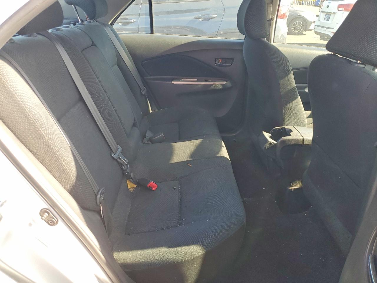 2010 Toyota Yaris Base Silver vin: JTDBT4K36A1360982