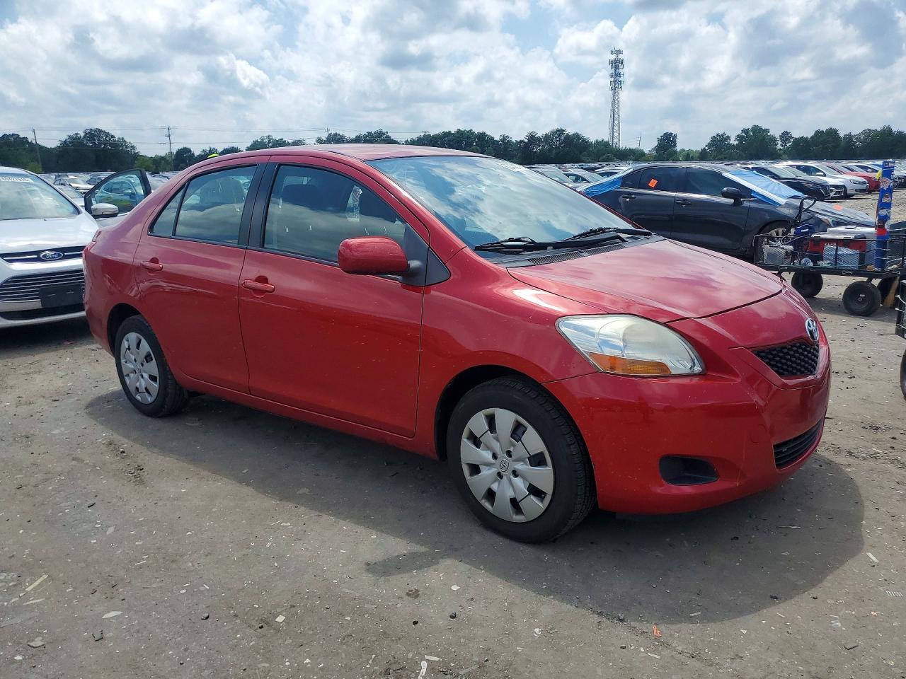 2010 Toyota Yaris Red vin: JTDBT4K36A1378642