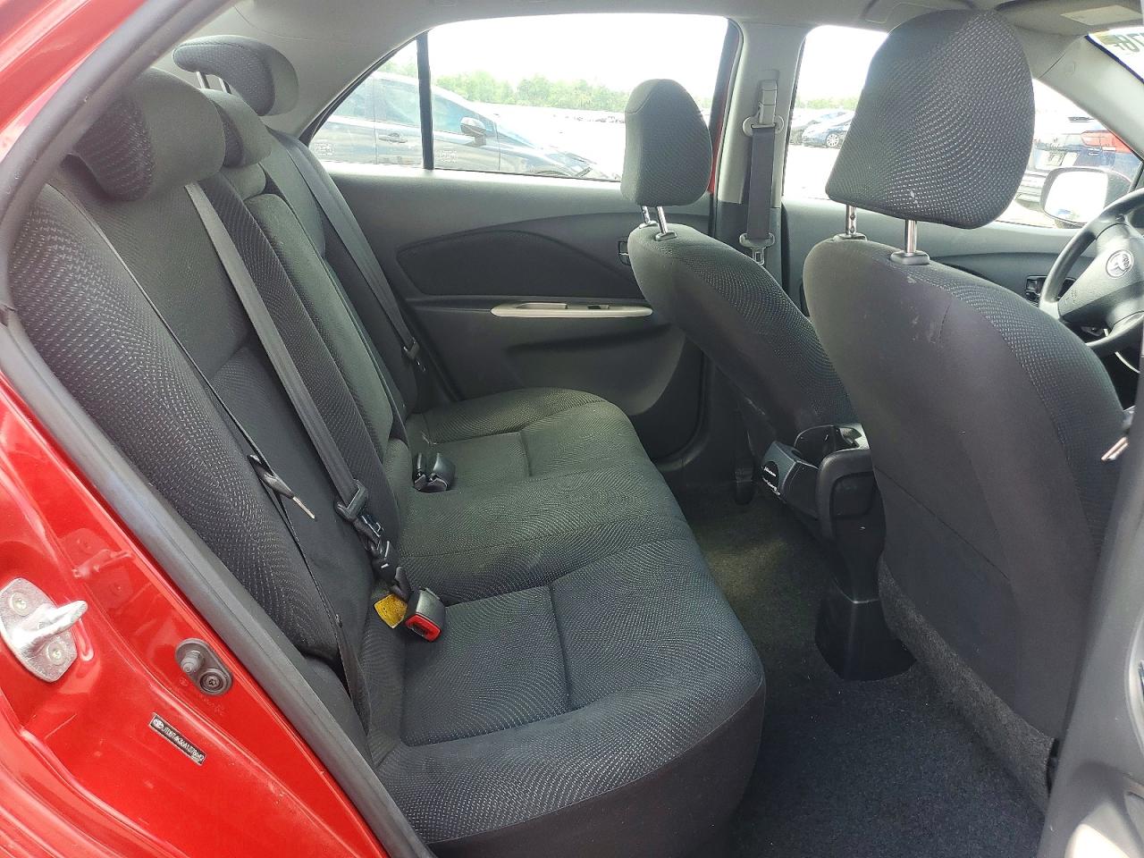2010 Toyota Yaris Red vin: JTDBT4K36A1378642