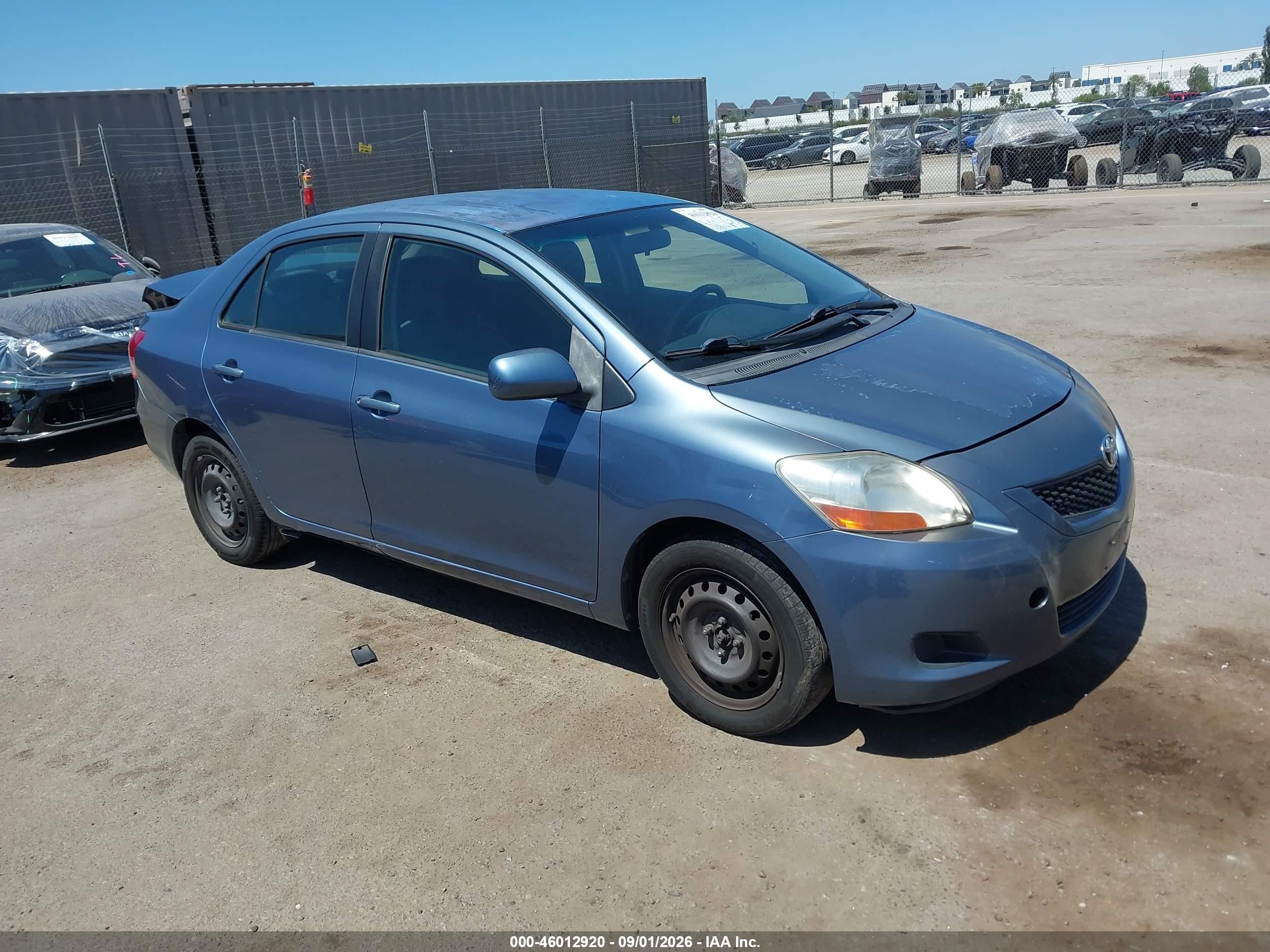 2010 Toyota Yaris   Blue vin: JTDBT4K36A1389186