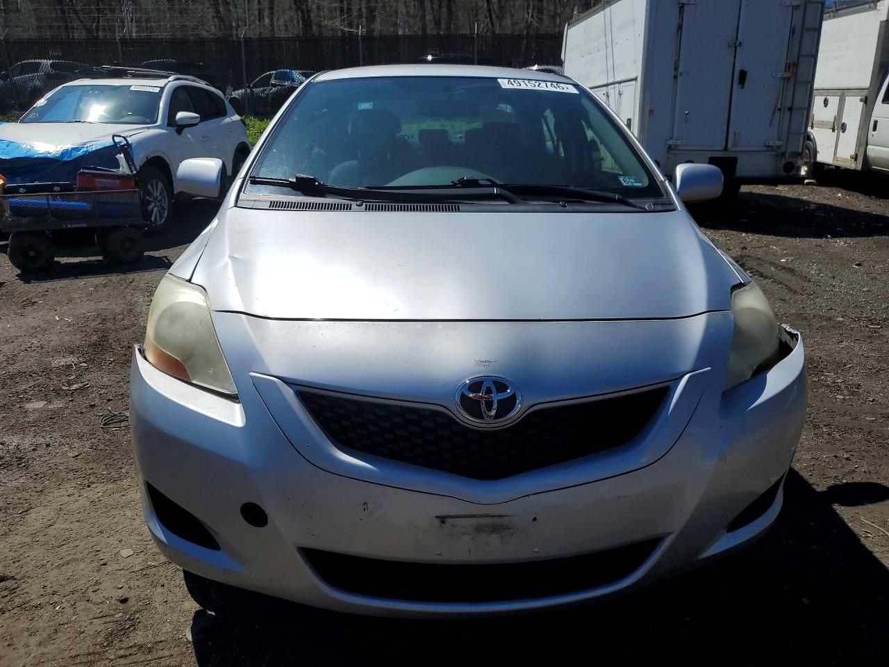 2010 Toyota Yaris Base Gray vin: JTDBT4K36A4078548
