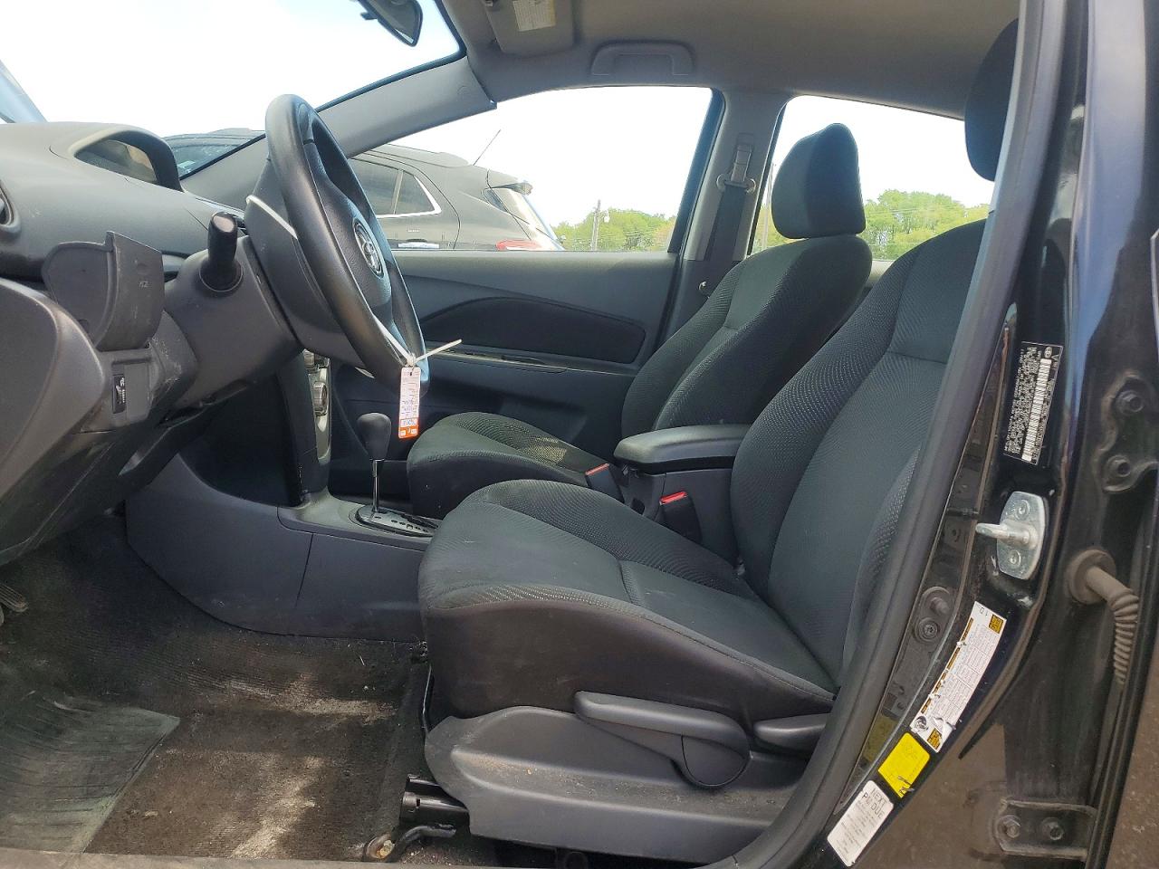2012 Toyota Yaris Fleet Black vin: JTDBT4K36C1418124