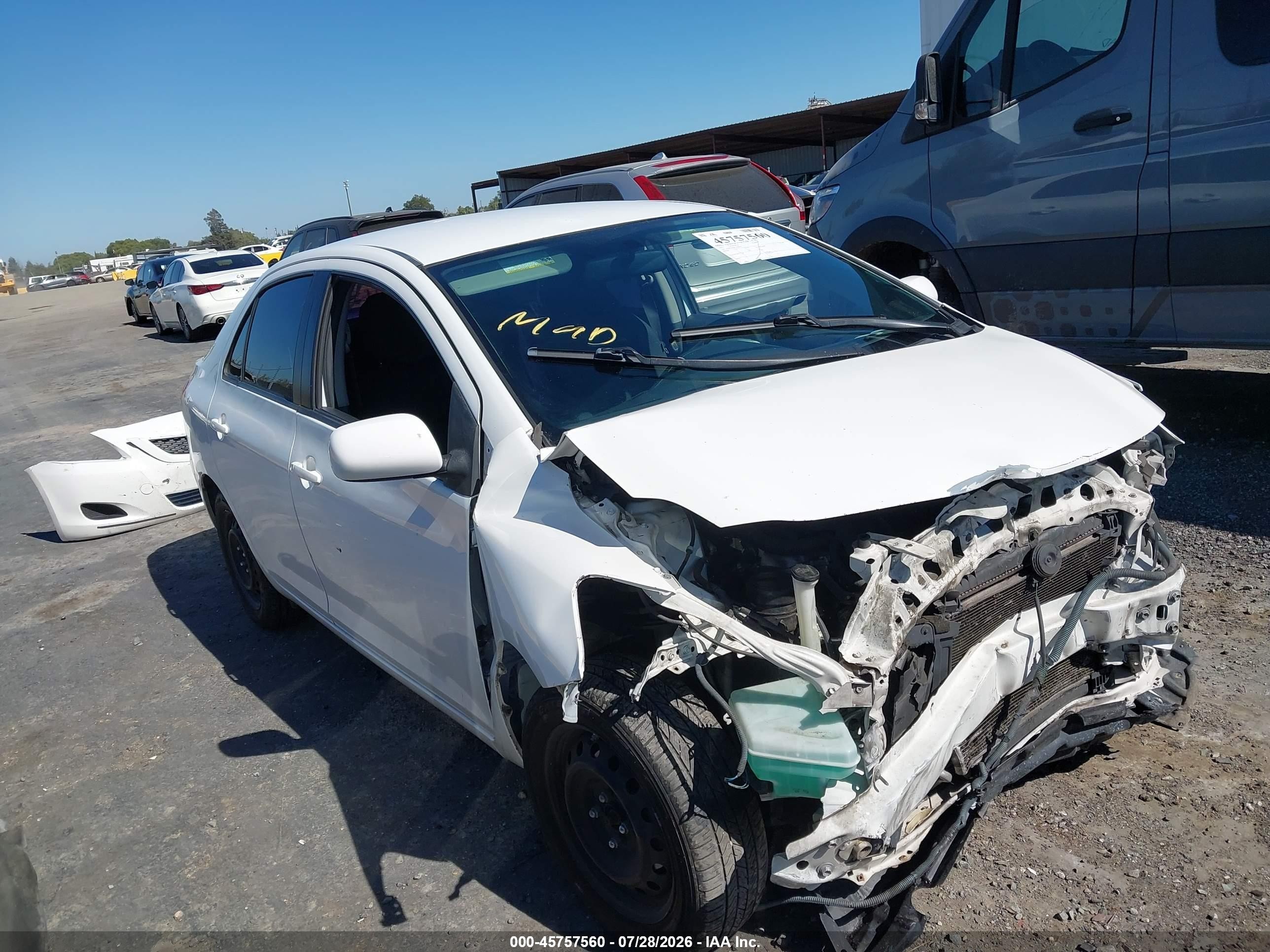 2012 Toyota Yaris   White vin: JTDBT4K36CL020254