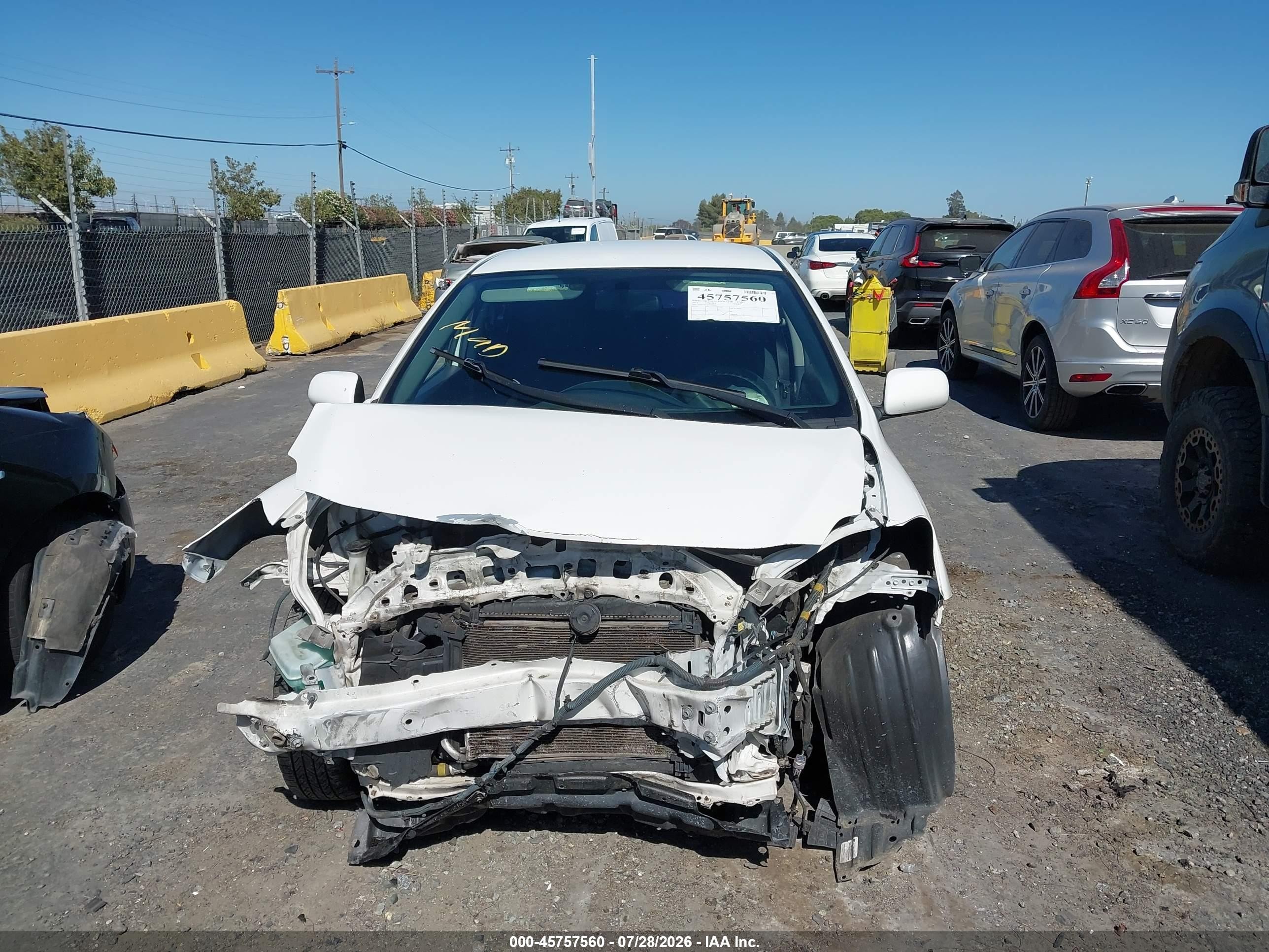 2012 Toyota Yaris   Белый vin: JTDBT4K36CL020254