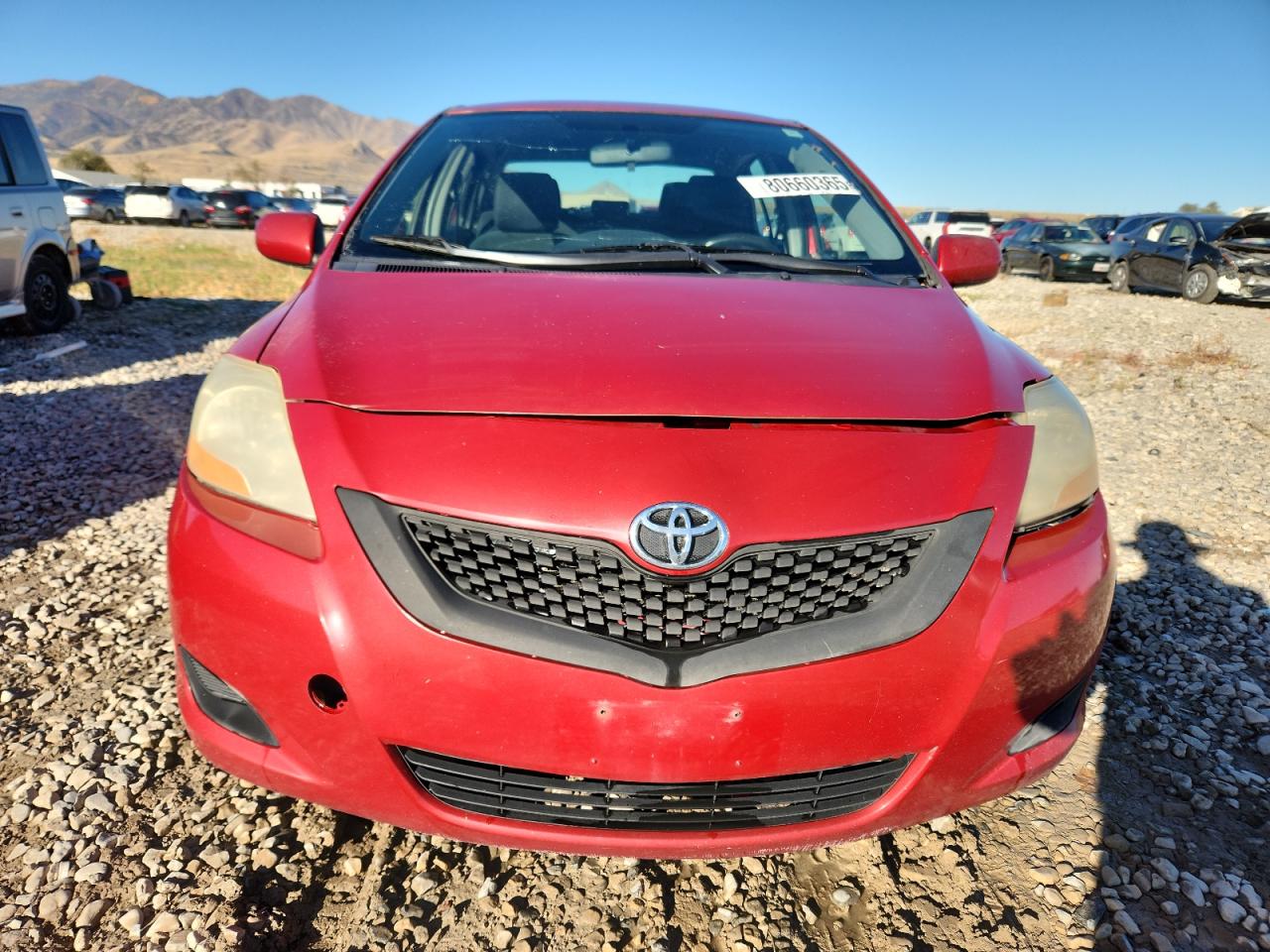 2012 Toyota Yaris Fleet Red vin: JTDBT4K36CL037619