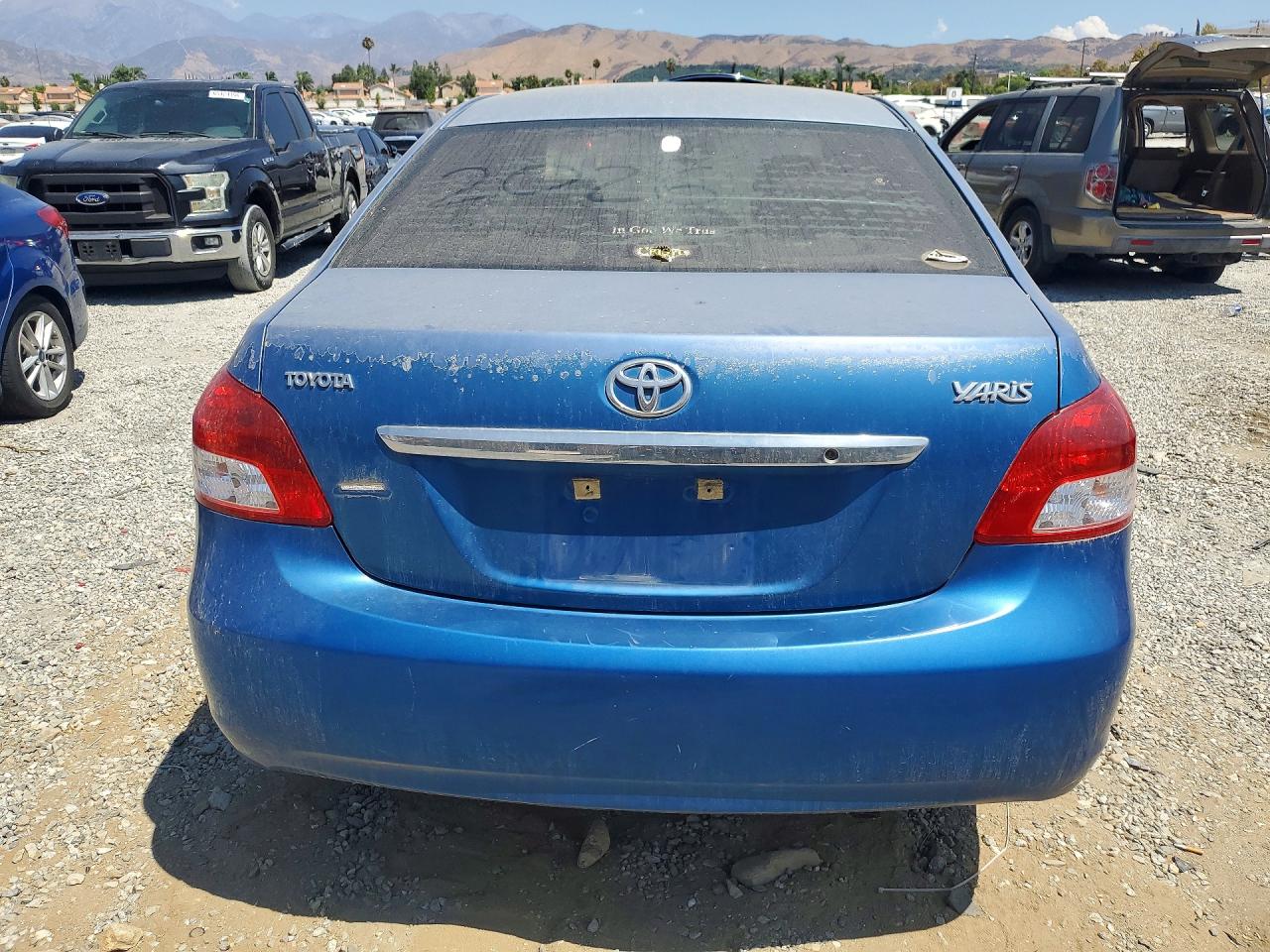 2010 Toyota Yaris Base Blue vin: JTDBT4K37A1374468