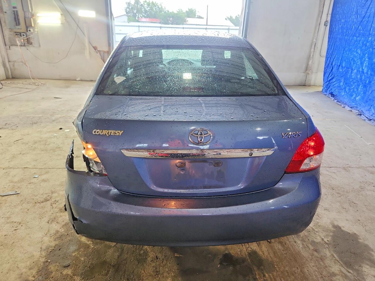 2012 Toyota Yaris Fleet Blue vin: JTDBT4K37C1419475