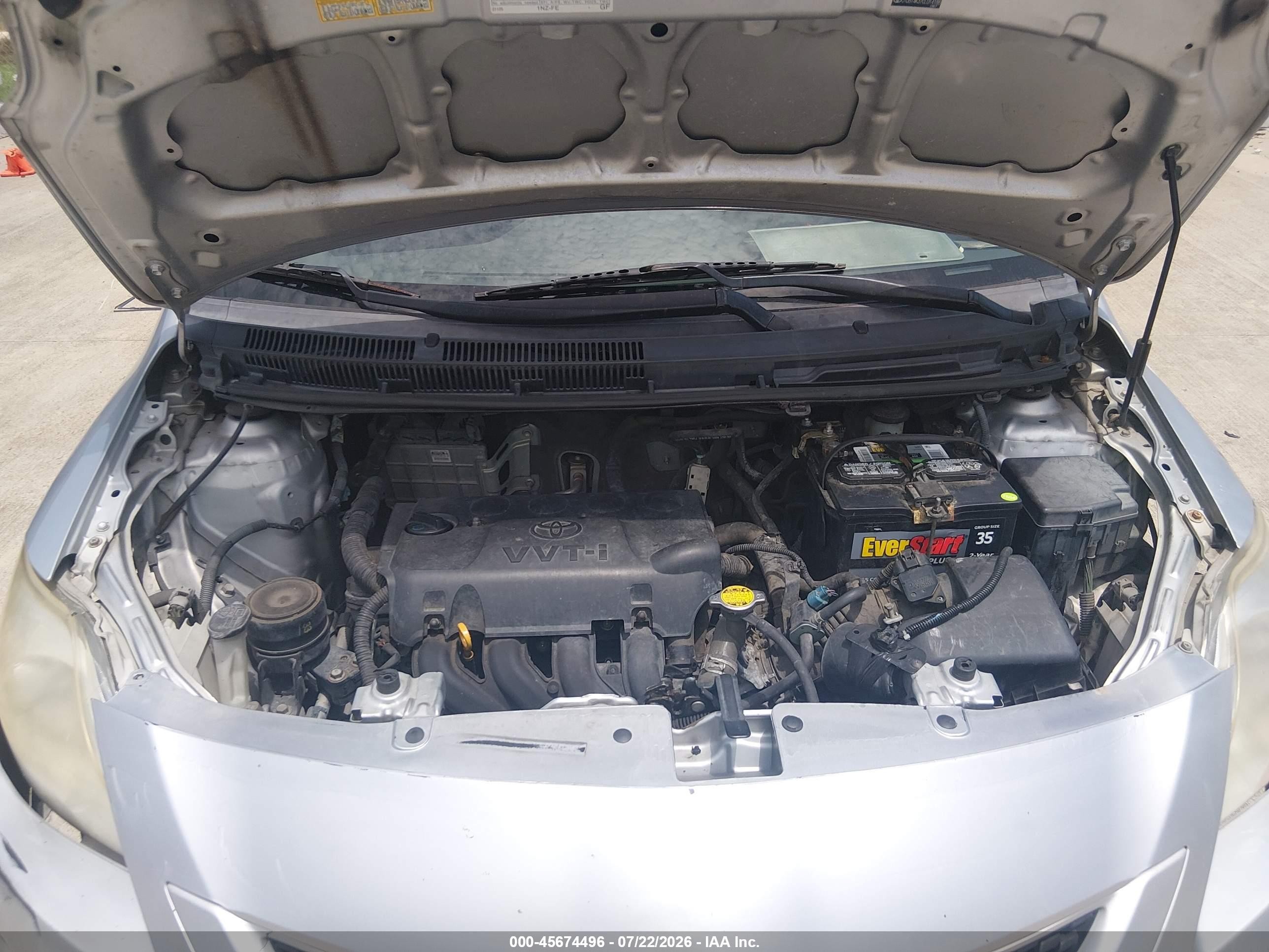 2012 Toyota Yaris   Серебряный vin: JTDBT4K37CL014186