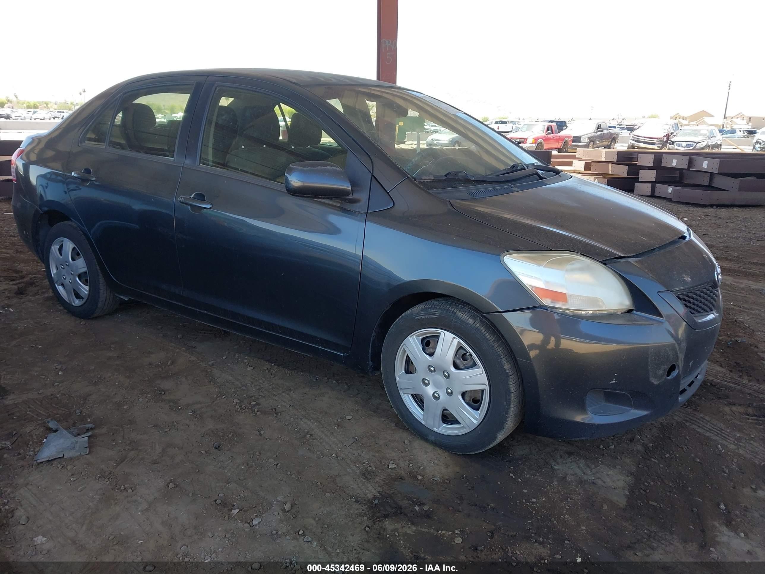 2012 Toyota Yaris   Gray vin: JTDBT4K37CL034647