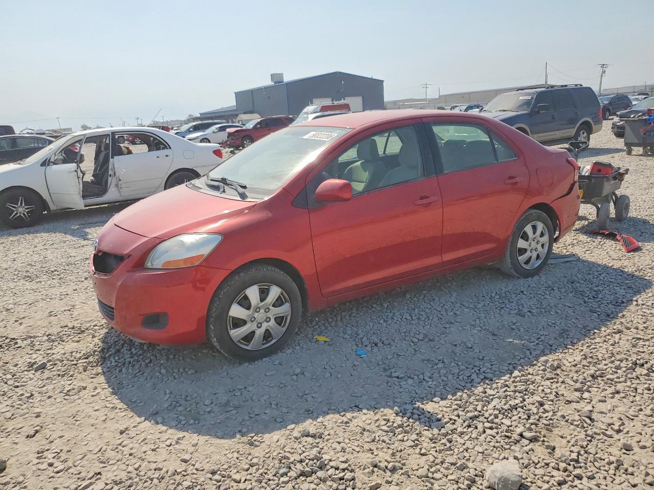 2010 Toyota Yaris Base Red vin: JTDBT4K38A4064537