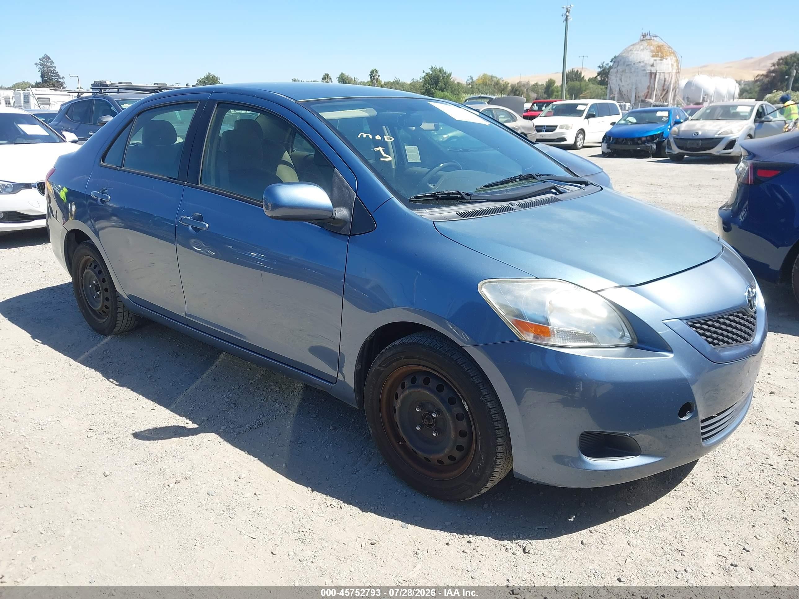 2012 Toyota Yaris   Blue vin: JTDBT4K38CL013337