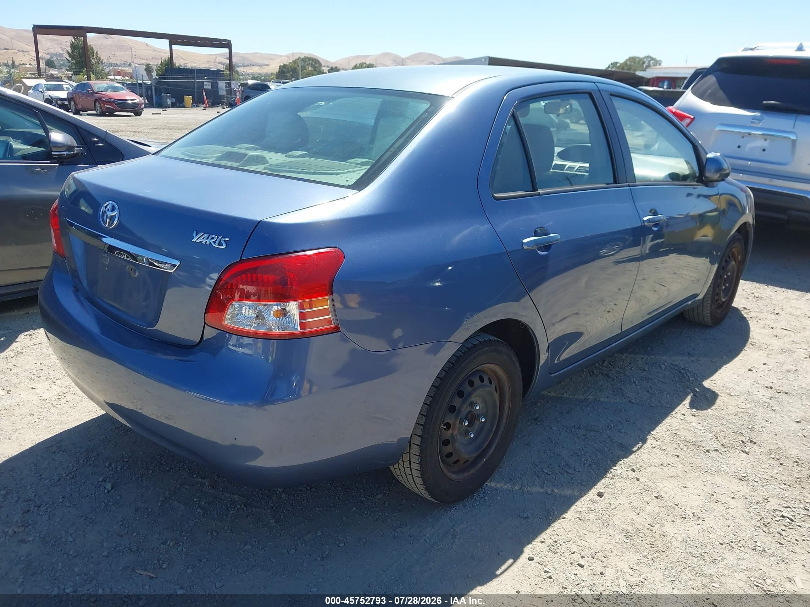 2012 Toyota Yaris   Blue vin: JTDBT4K38CL013337