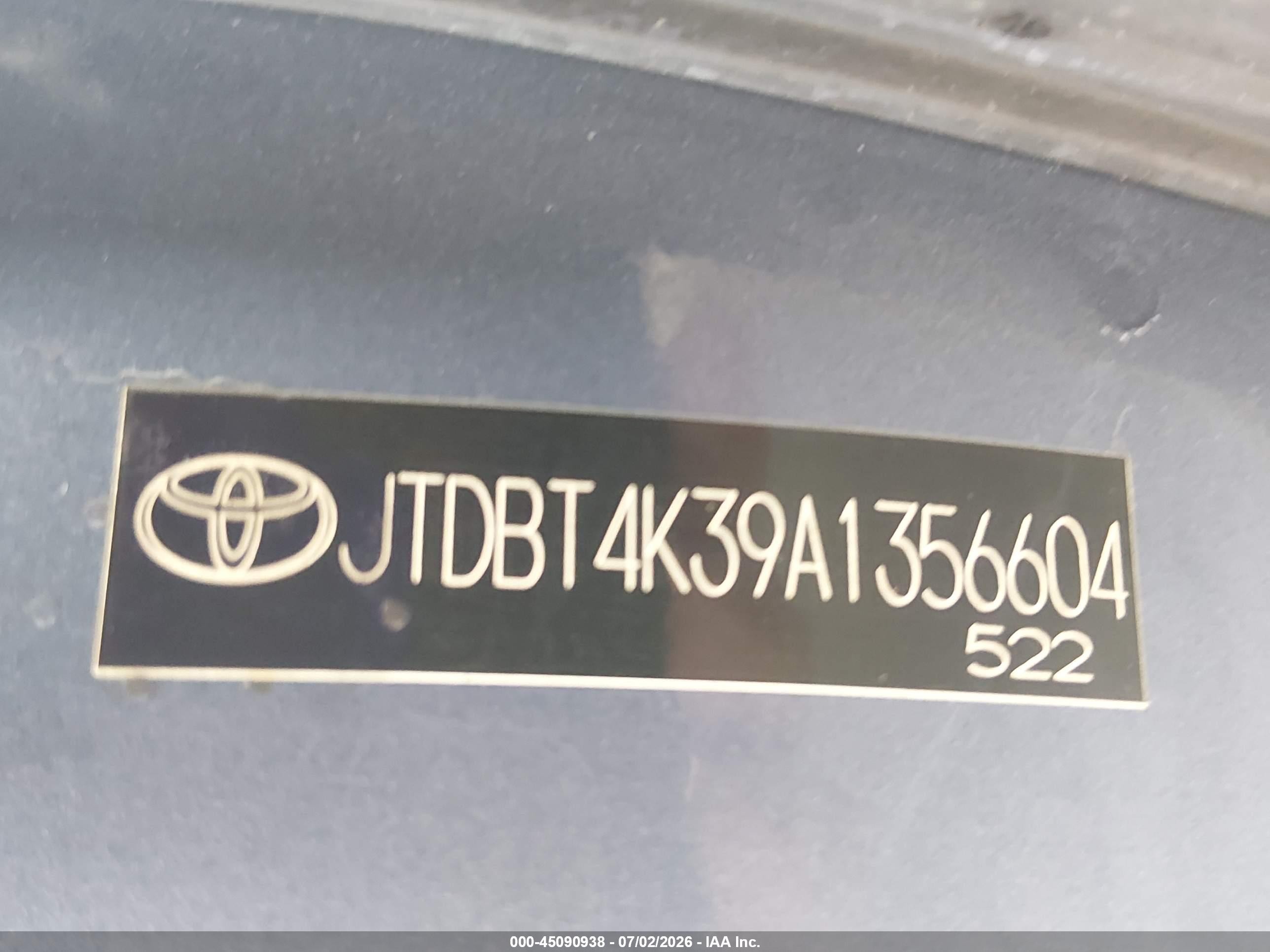 2010 Toyota Yaris   Blue vin: JTDBT4K39A1356604