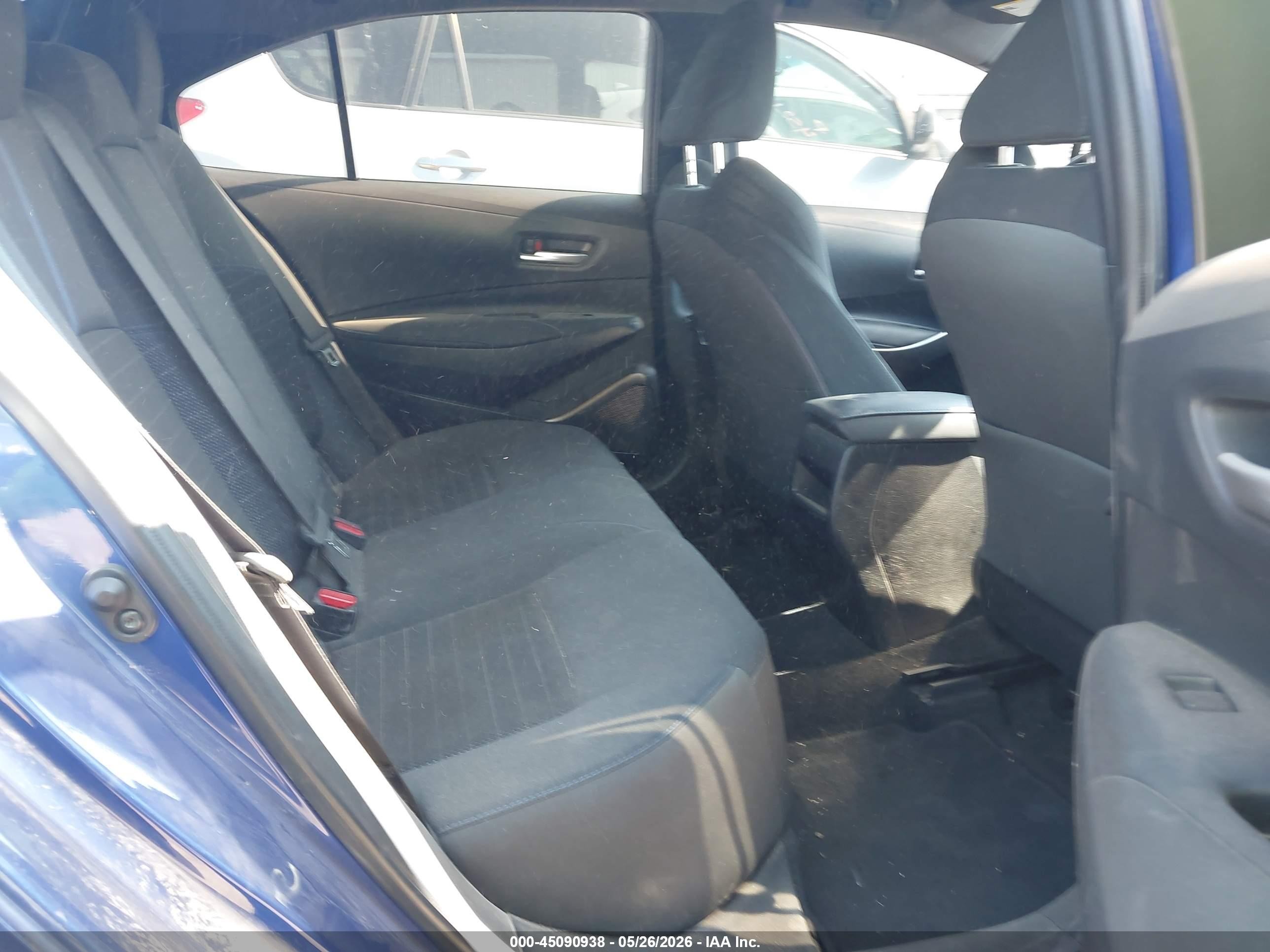 2010 Toyota Yaris   Blue vin: JTDBT4K39A1356604