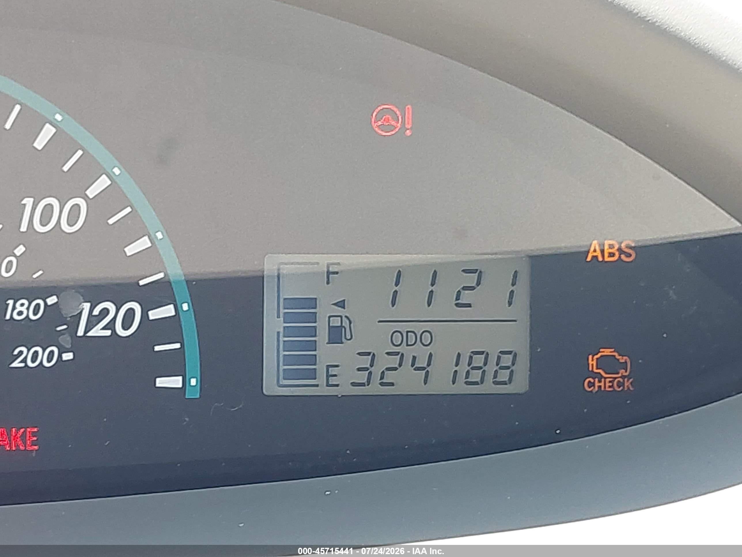 2010 Toyota Yaris   Red vin: JTDBT4K39A1369000