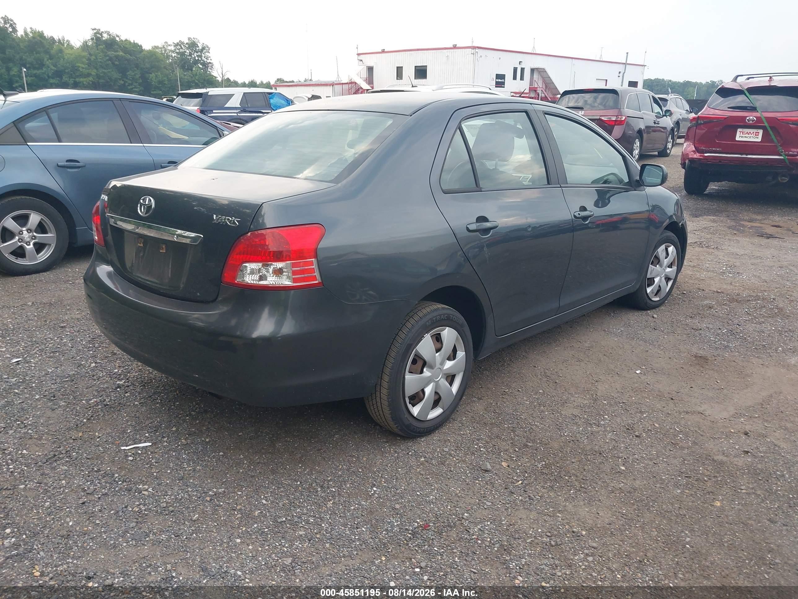 2010 Toyota Yaris   Gray vin: JTDBT4K39A1371829