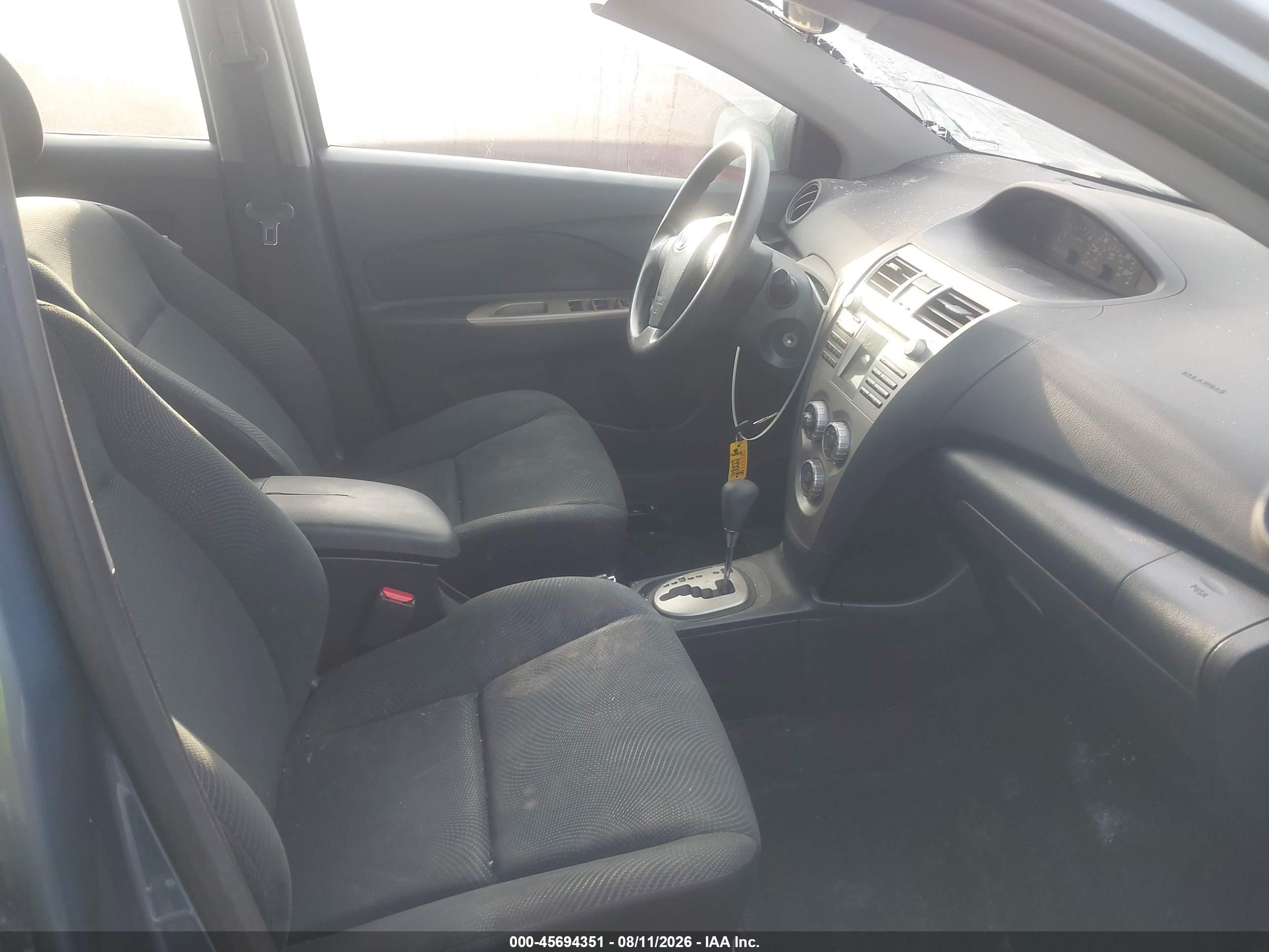 2010 Toyota Yaris   Blue vin: JTDBT4K39A1376870