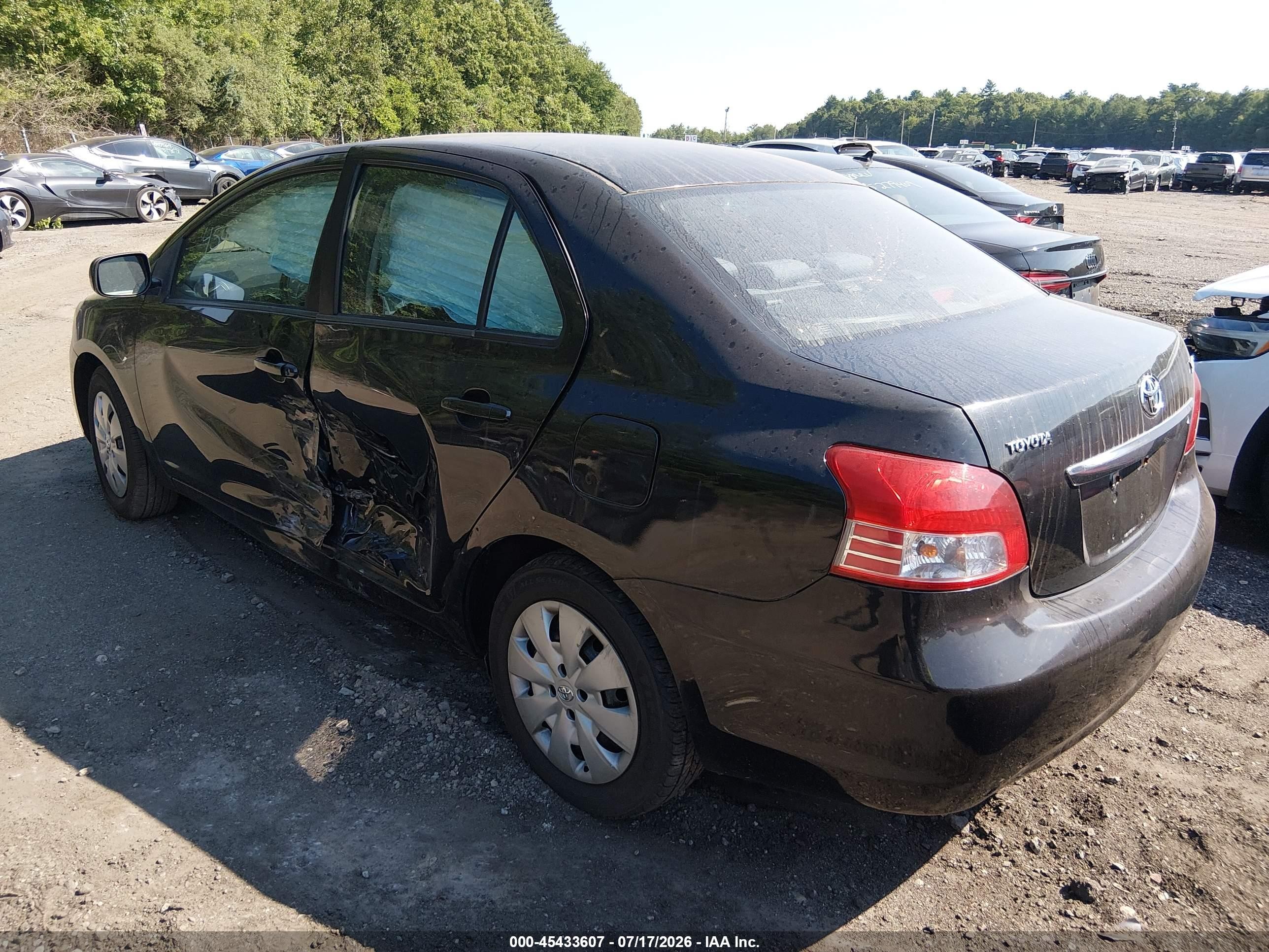 2010 Toyota Yaris   Black vin: JTDBT4K39A4076583